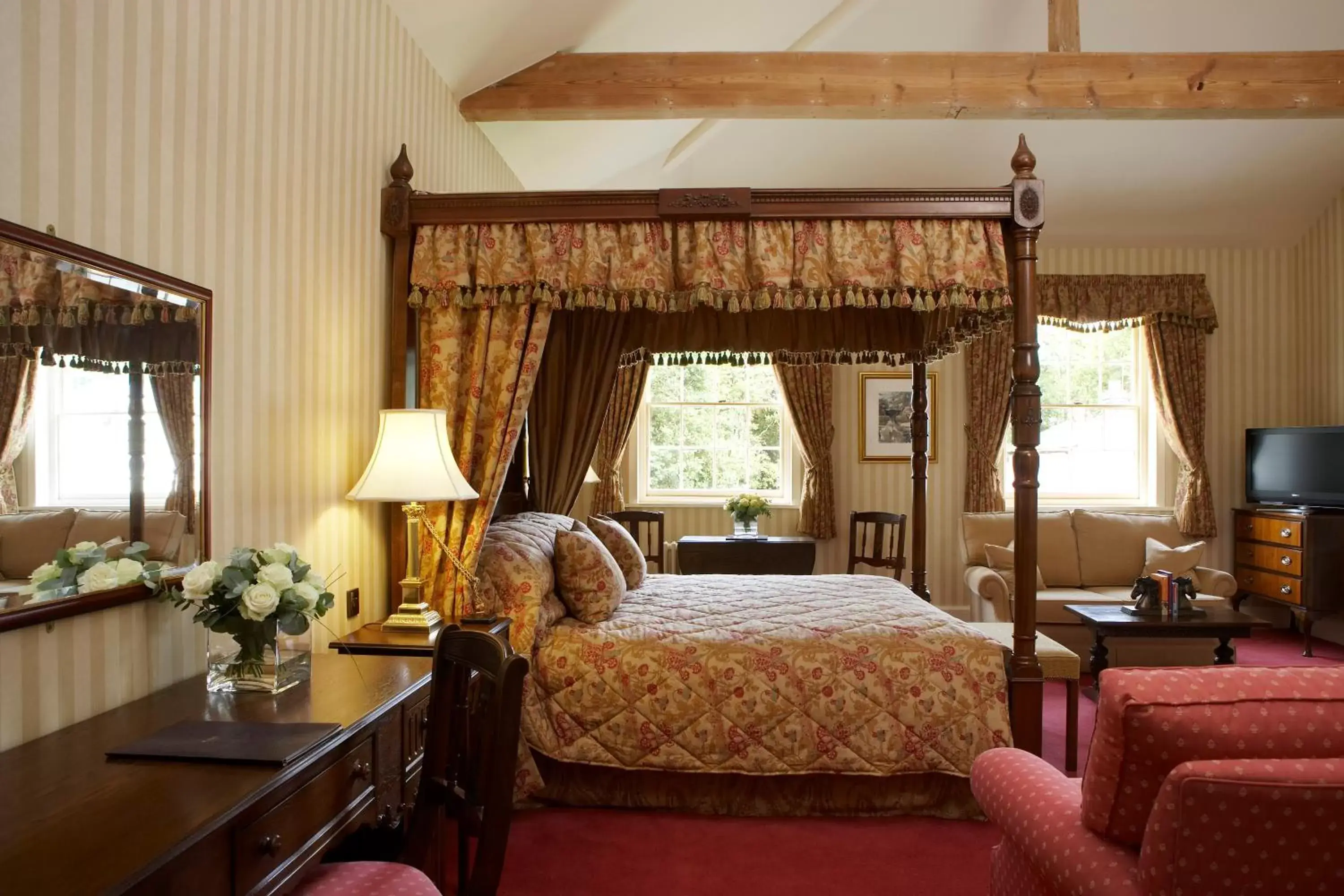 Country Club Suite in Luton Hoo Hotel, Golf and Spa Country Club Suite in Luton Hoo Hotel, Golf and Spa