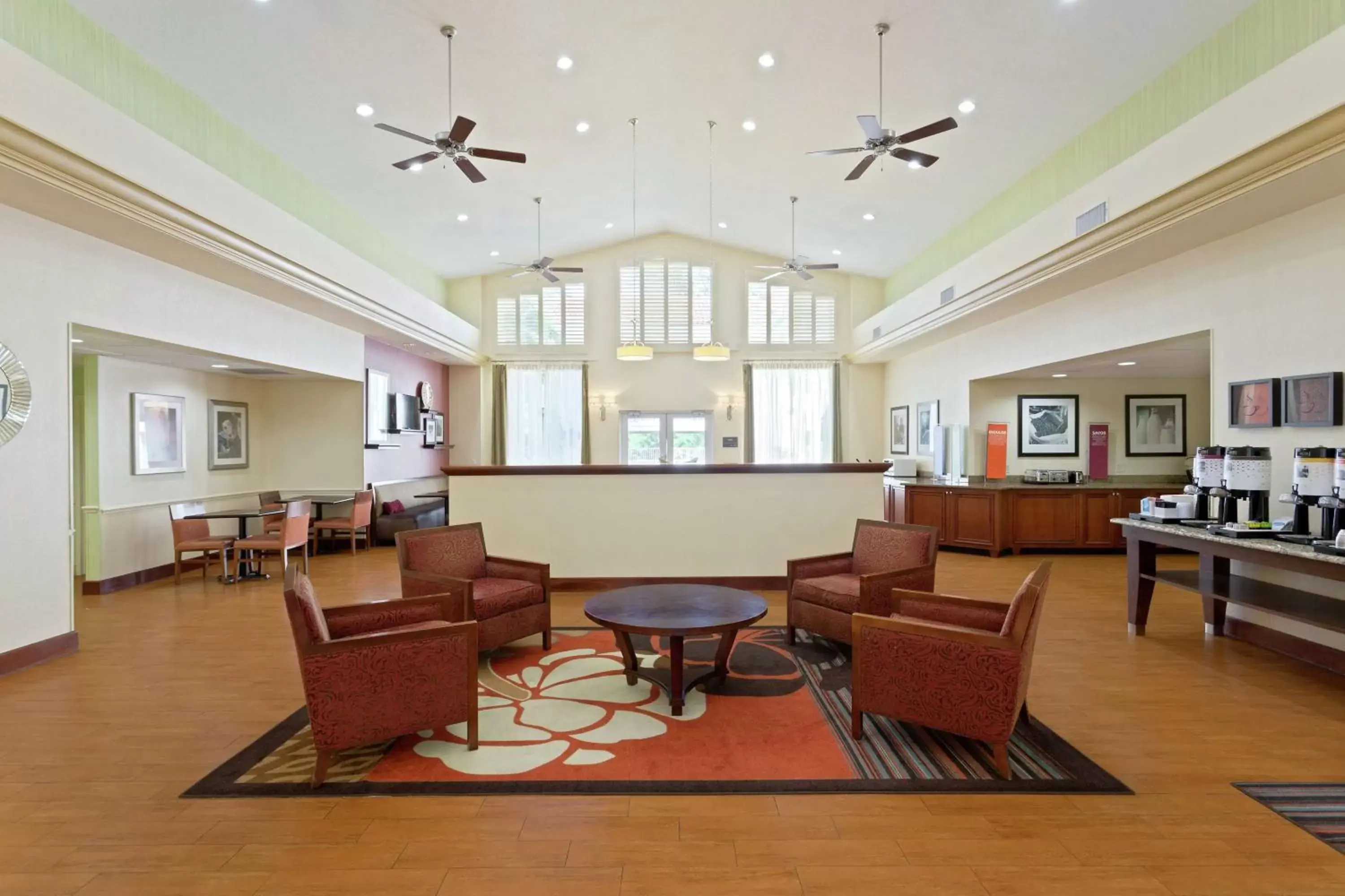 Lobby or reception, Restaurant/Places to Eat in Hampton Inn & Suites Venice Bayside South Sarasota