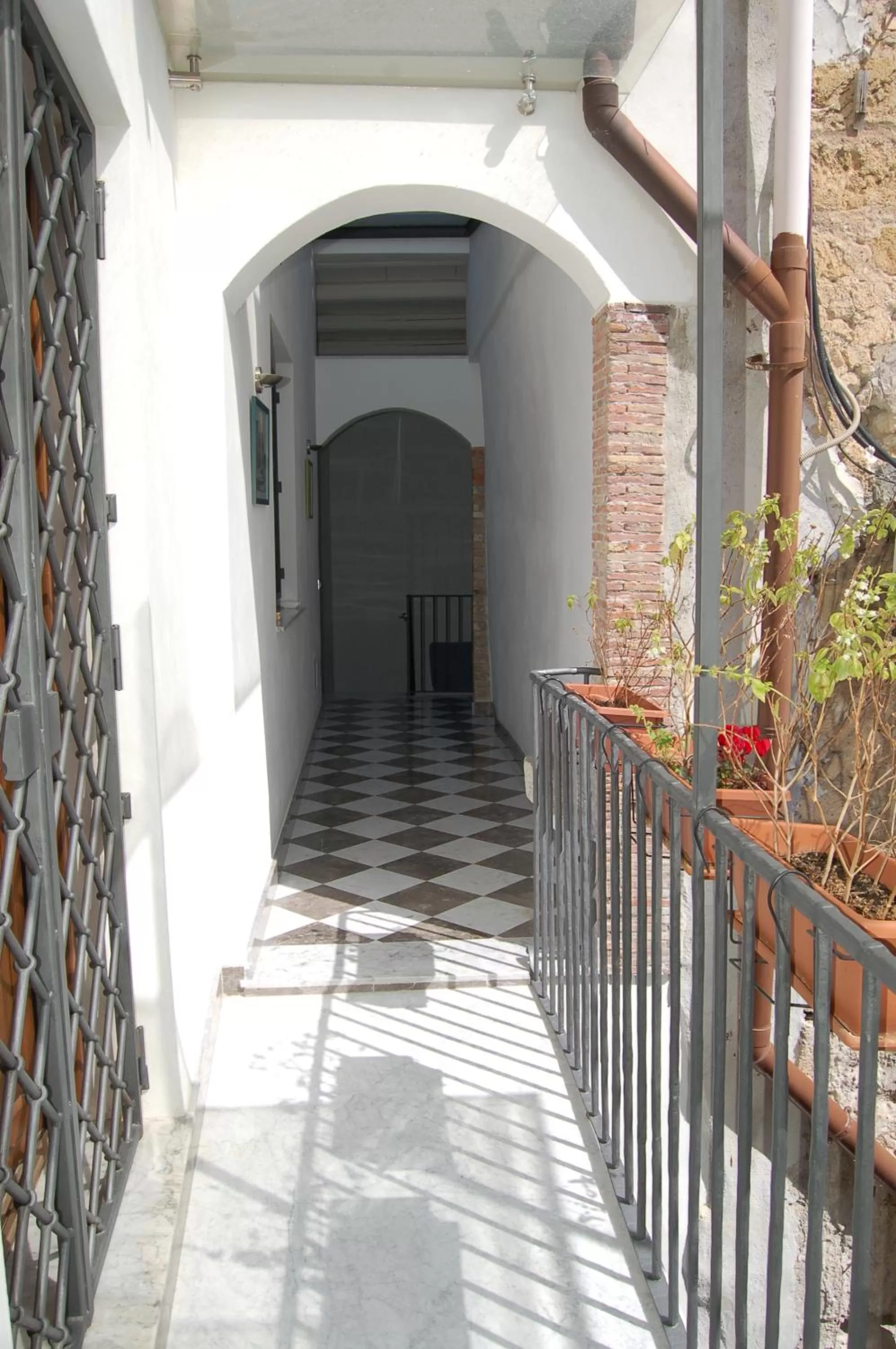 Decorative detail in Federico Secondo B&B