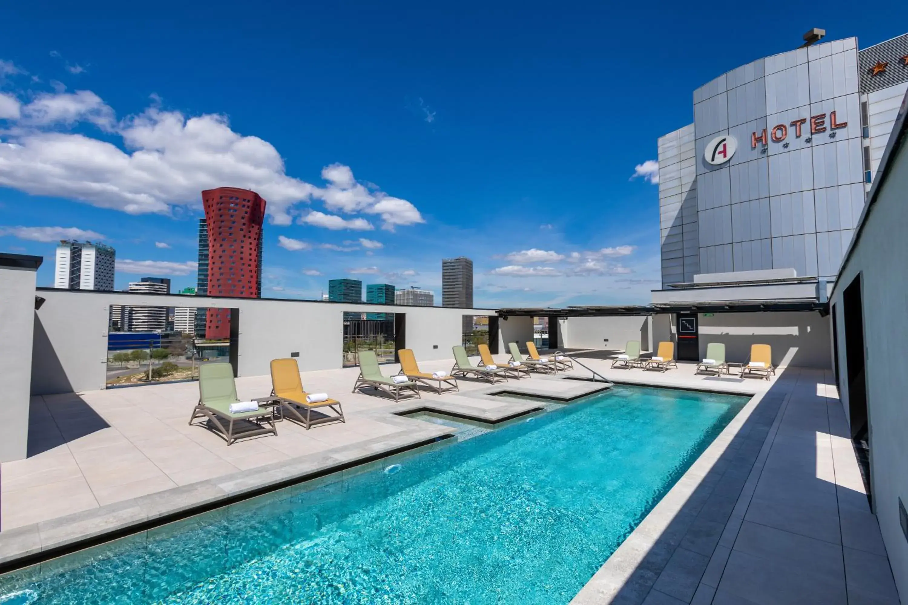 Swimming pool in Alexandre Fira Congress Swimming pool in Alexandre Fira Congress