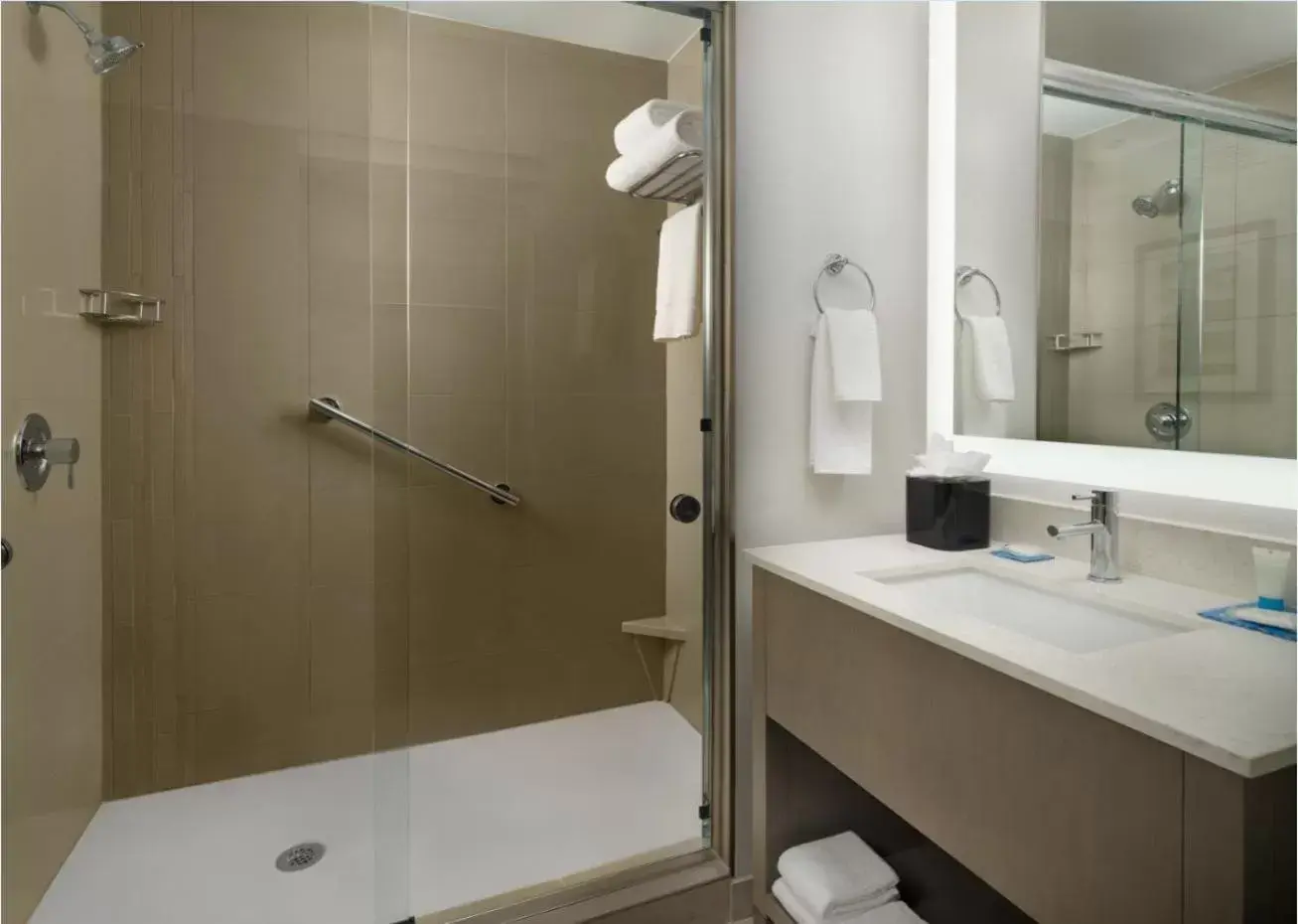 Shower, Bathroom in Hyatt House San Jose Airport