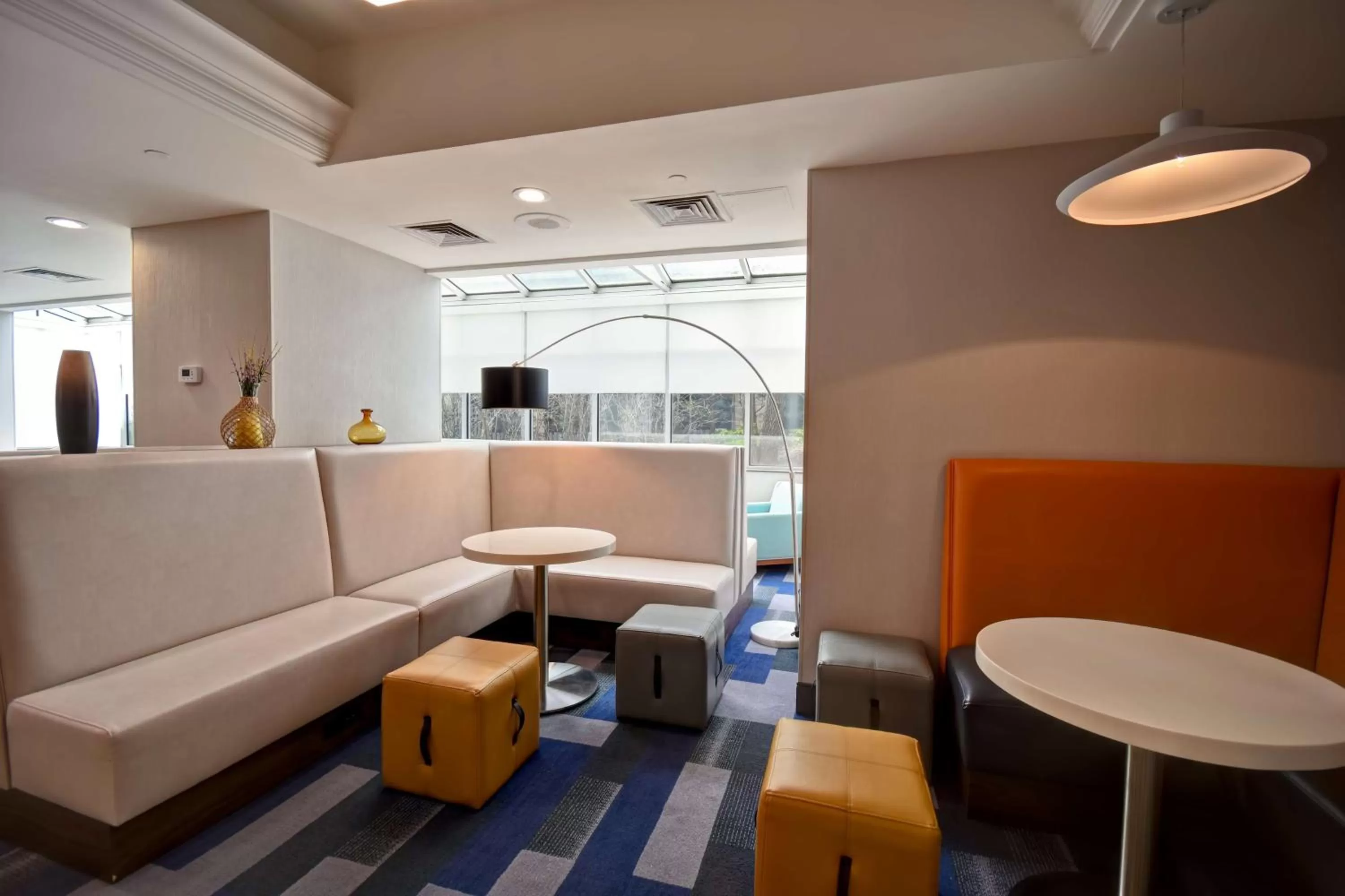 Breakfast in Hampton Inn NY-JFK