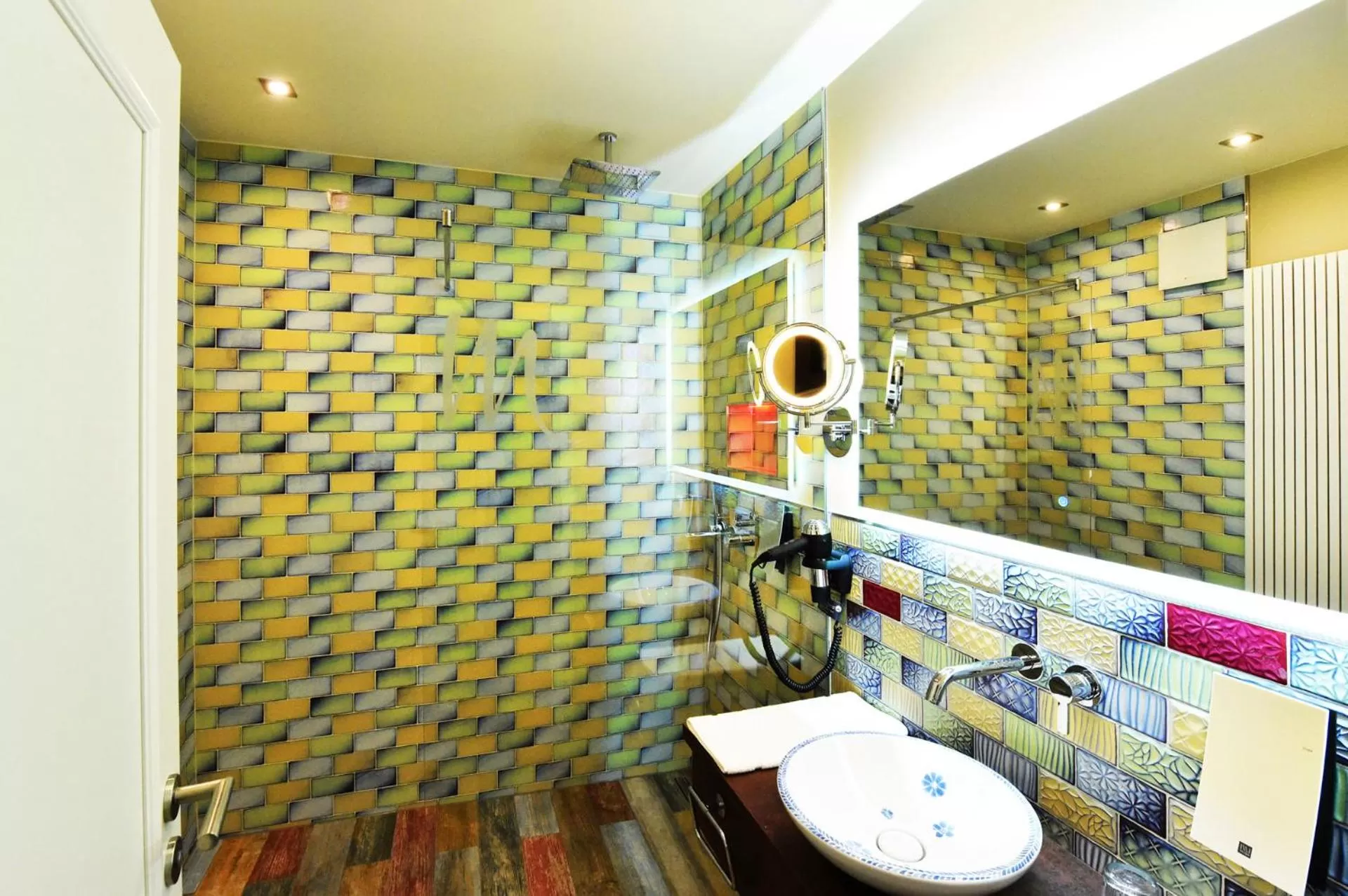 Decorative detail in MOMENTS Boutique Hotel