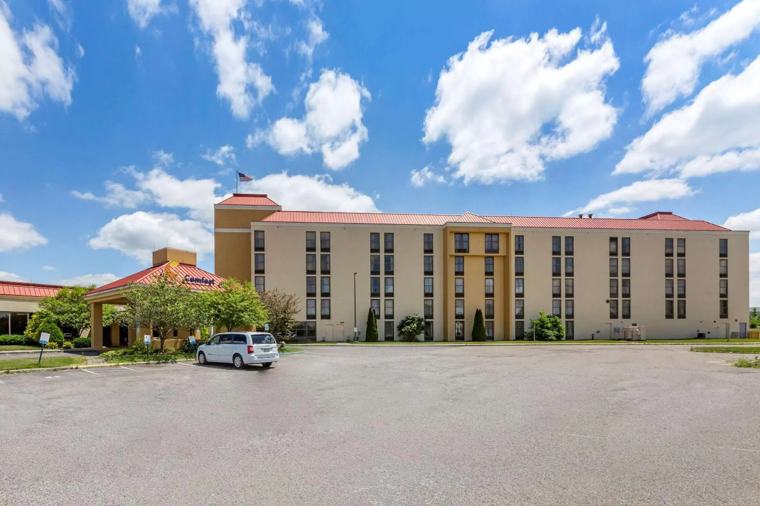 Property building in Comfort Inn Alliance Property building in Comfort Inn Alliance