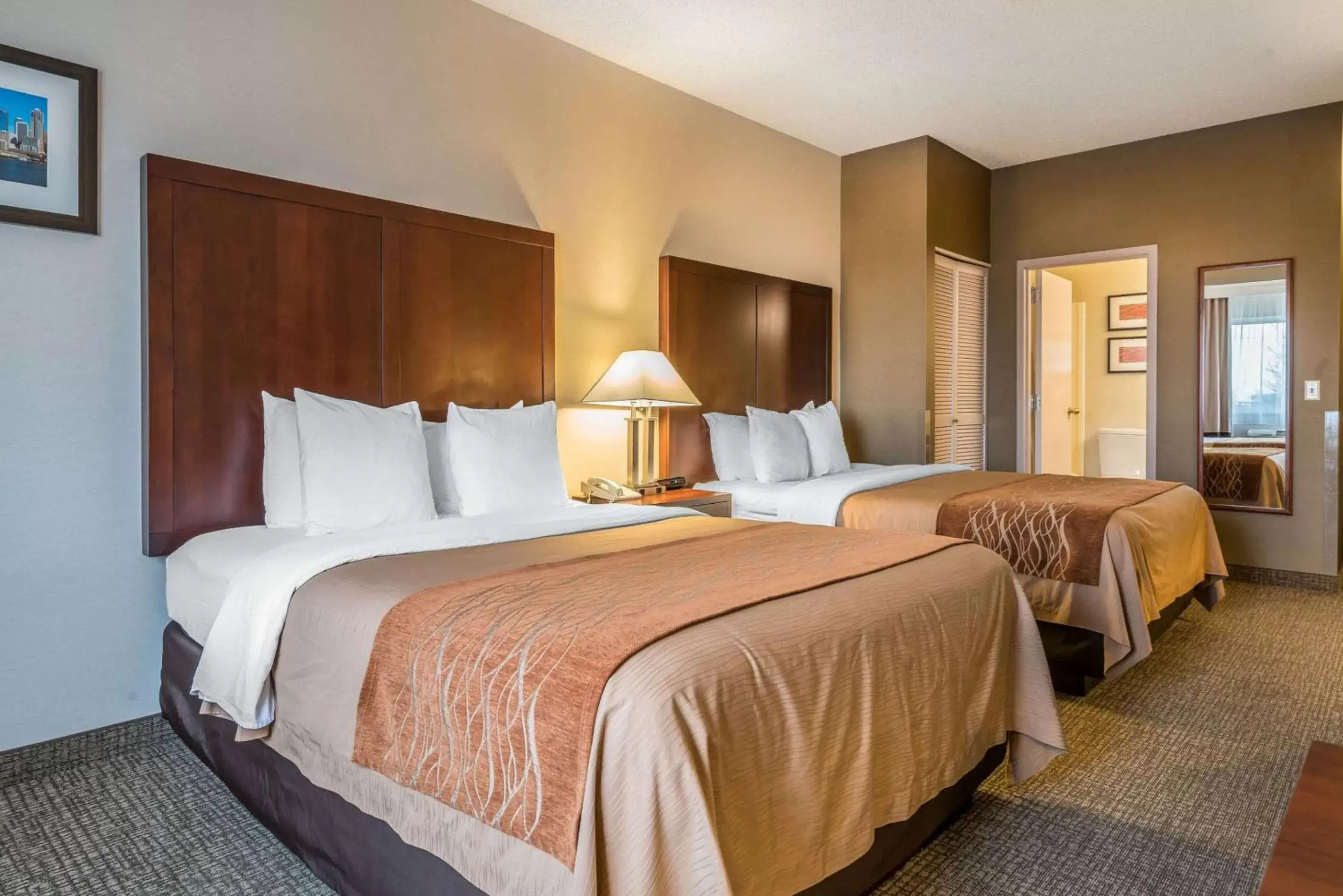 Photo of the whole room, Bed in Comfort Inn & Suites Seattle North Photo of the whole room, Bed in Comfort Inn & Suites Seattle North