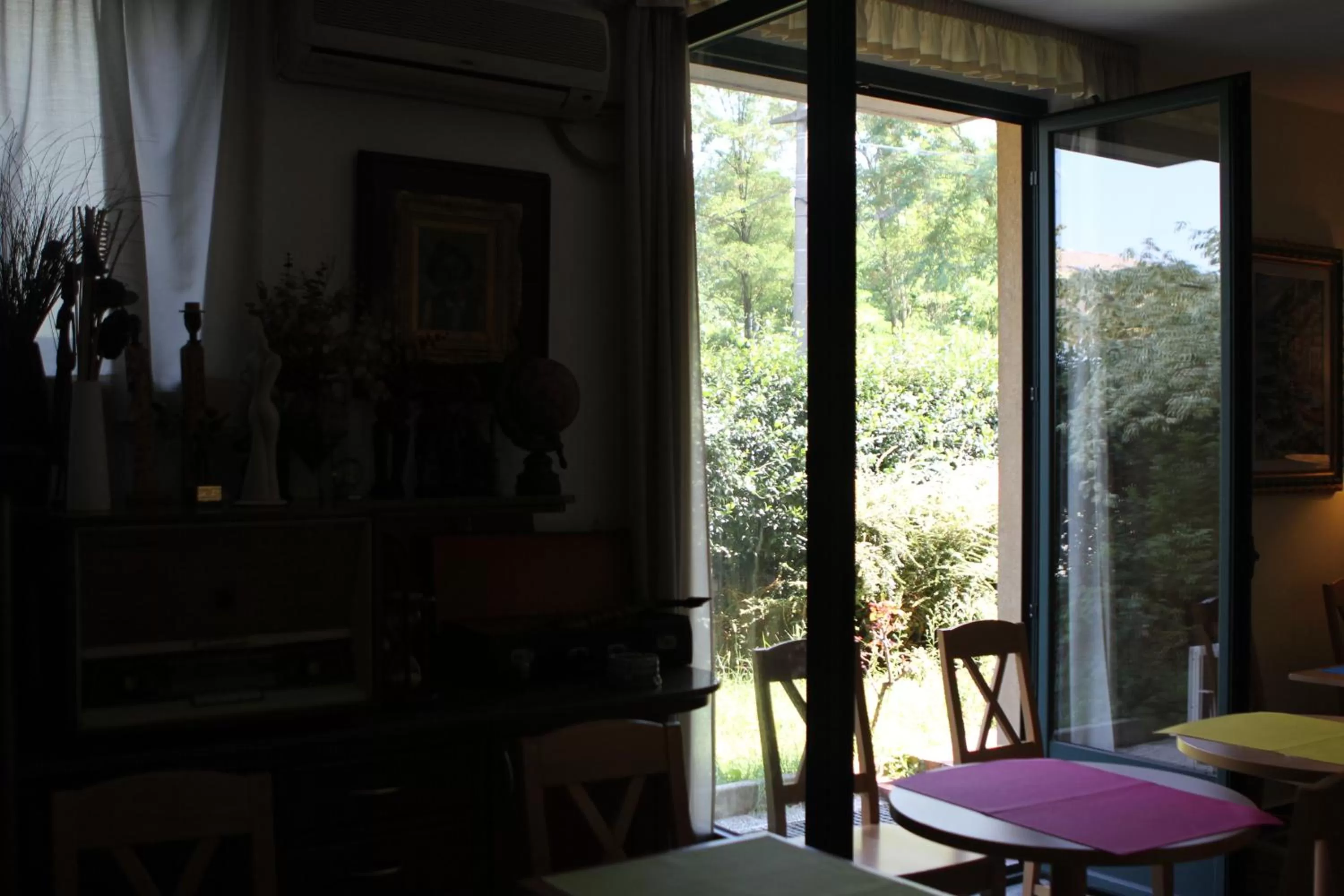 Garden view in Ascot Lodging