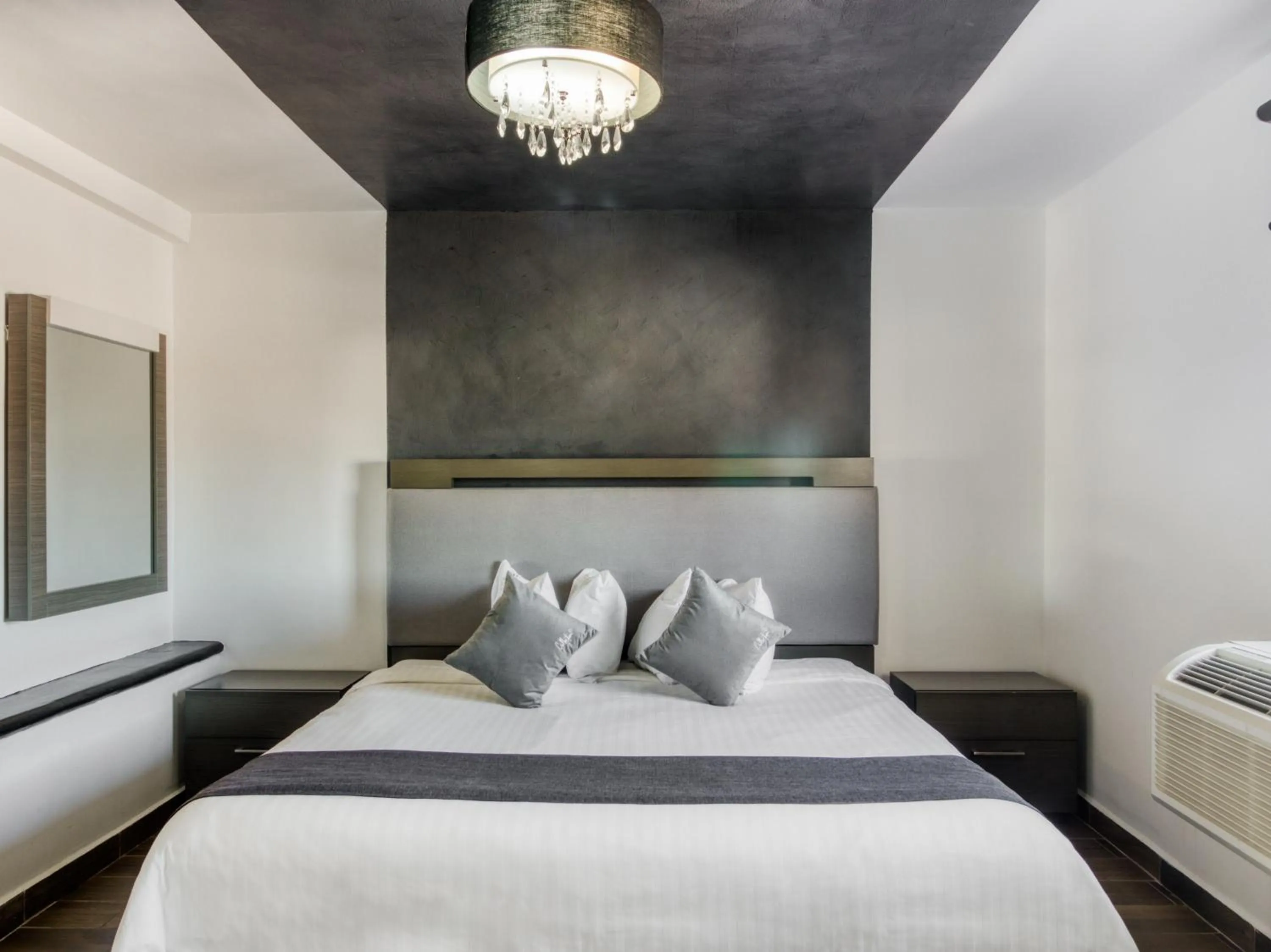 Bedroom, Bed in VN Hotel