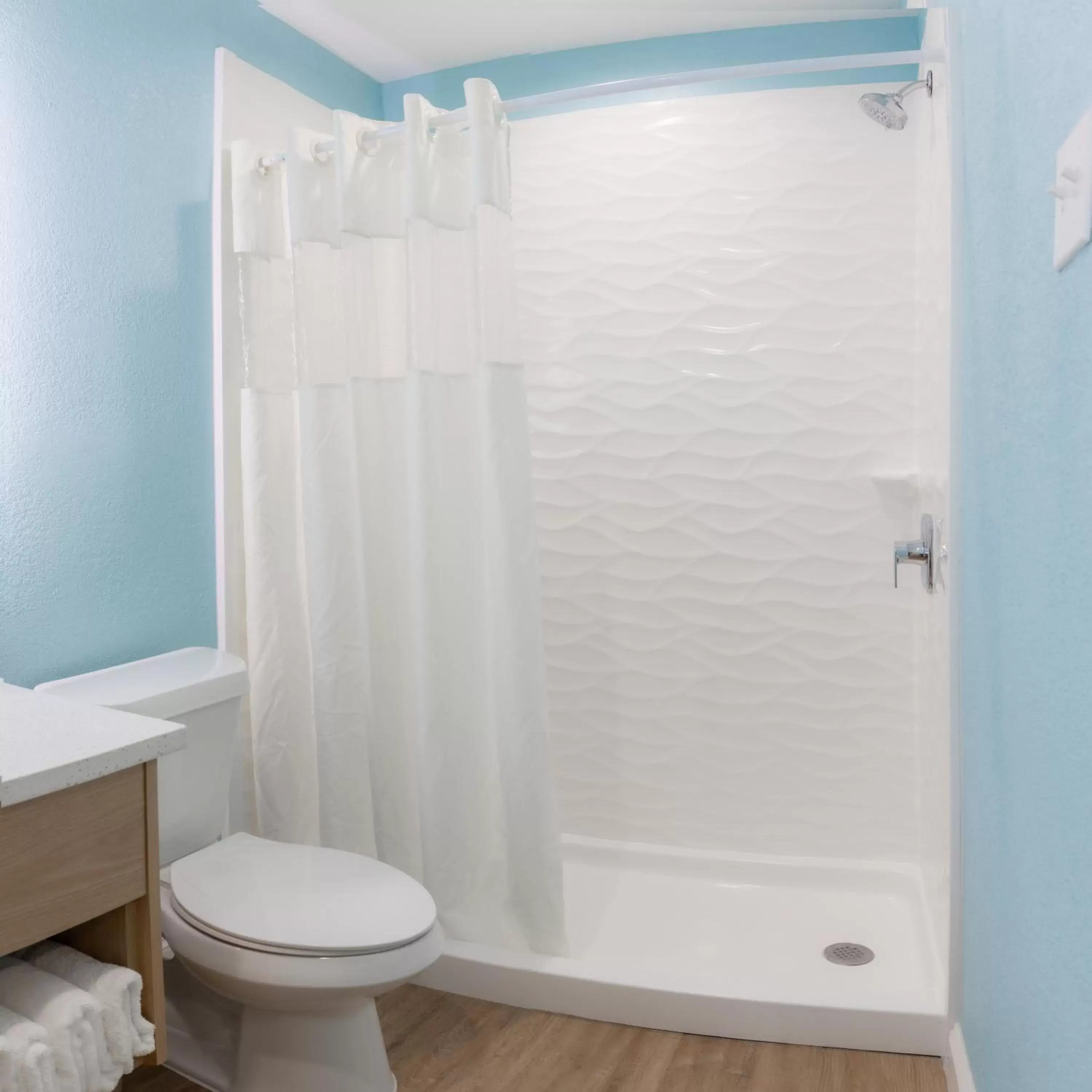 Bathroom in Dunes Inn & Suites - Tybee Island