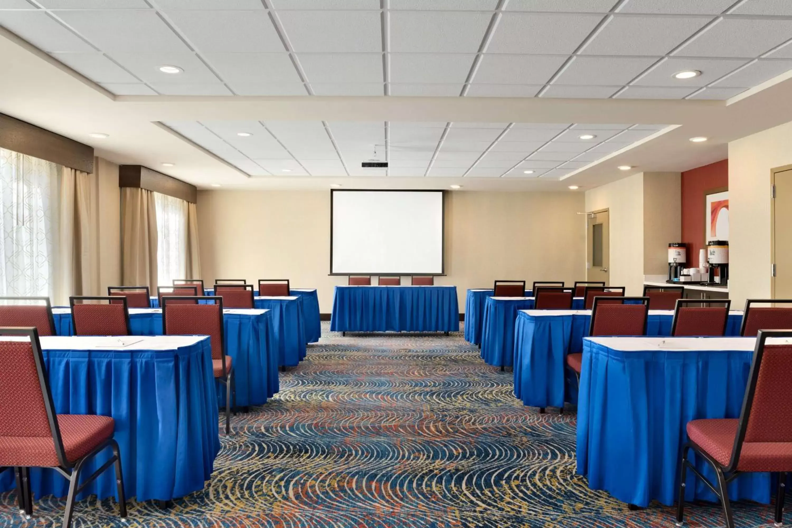 Meeting/conference room in Hampton Inn and Suites Monroe