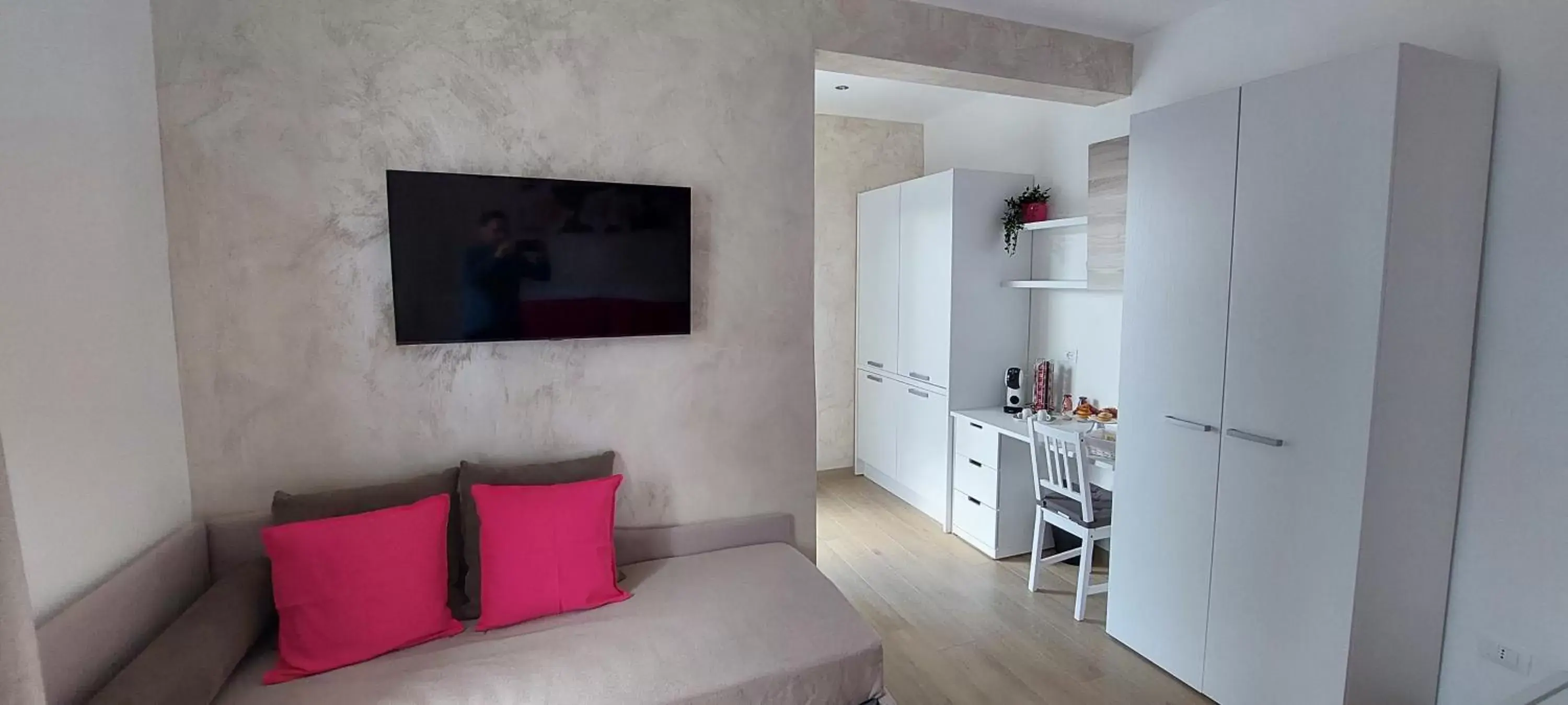 TV and multimedia, Seating Area in B&B Villa Noemi
