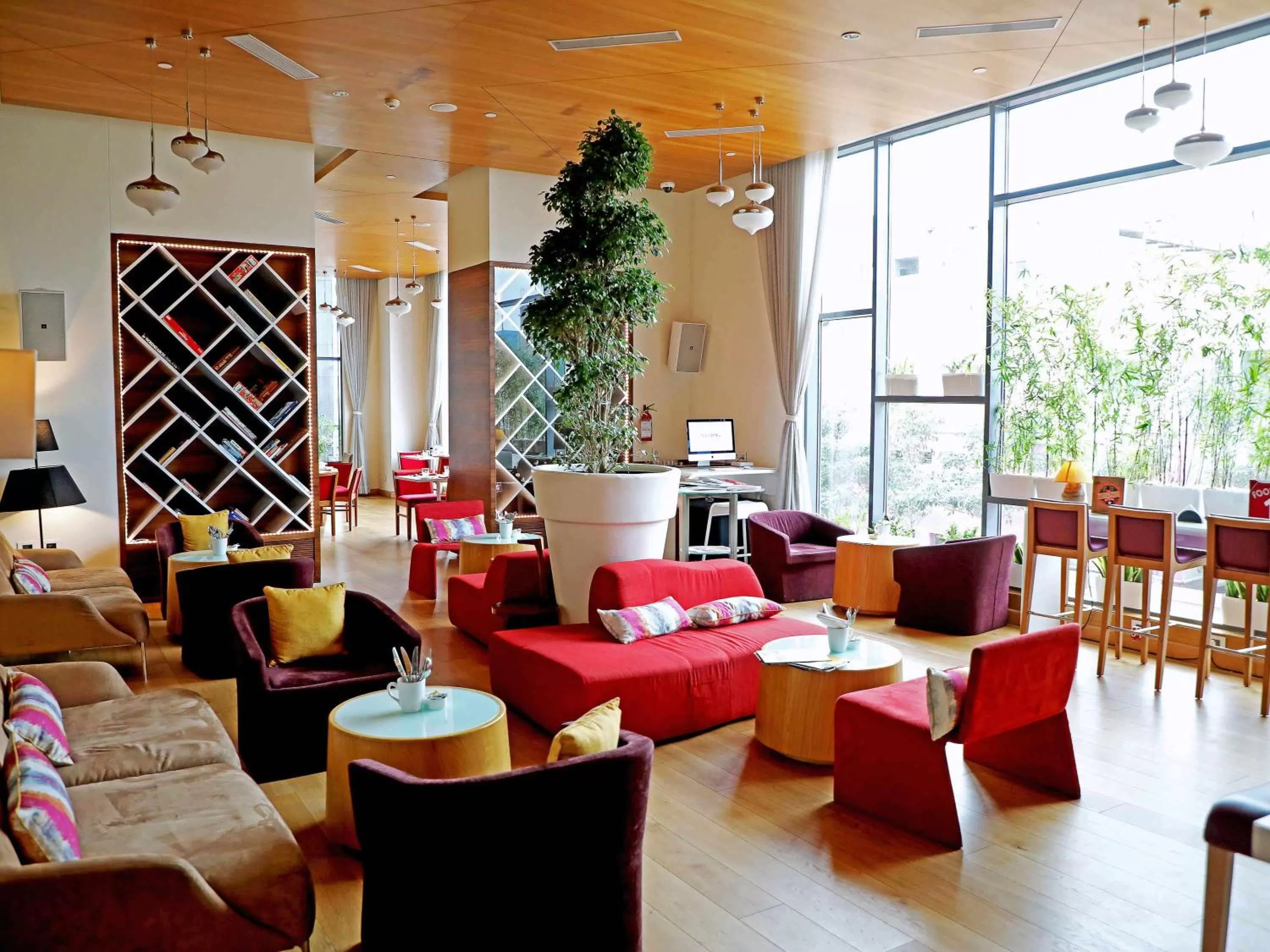 Lounge or bar in Novotel Chennai OMR