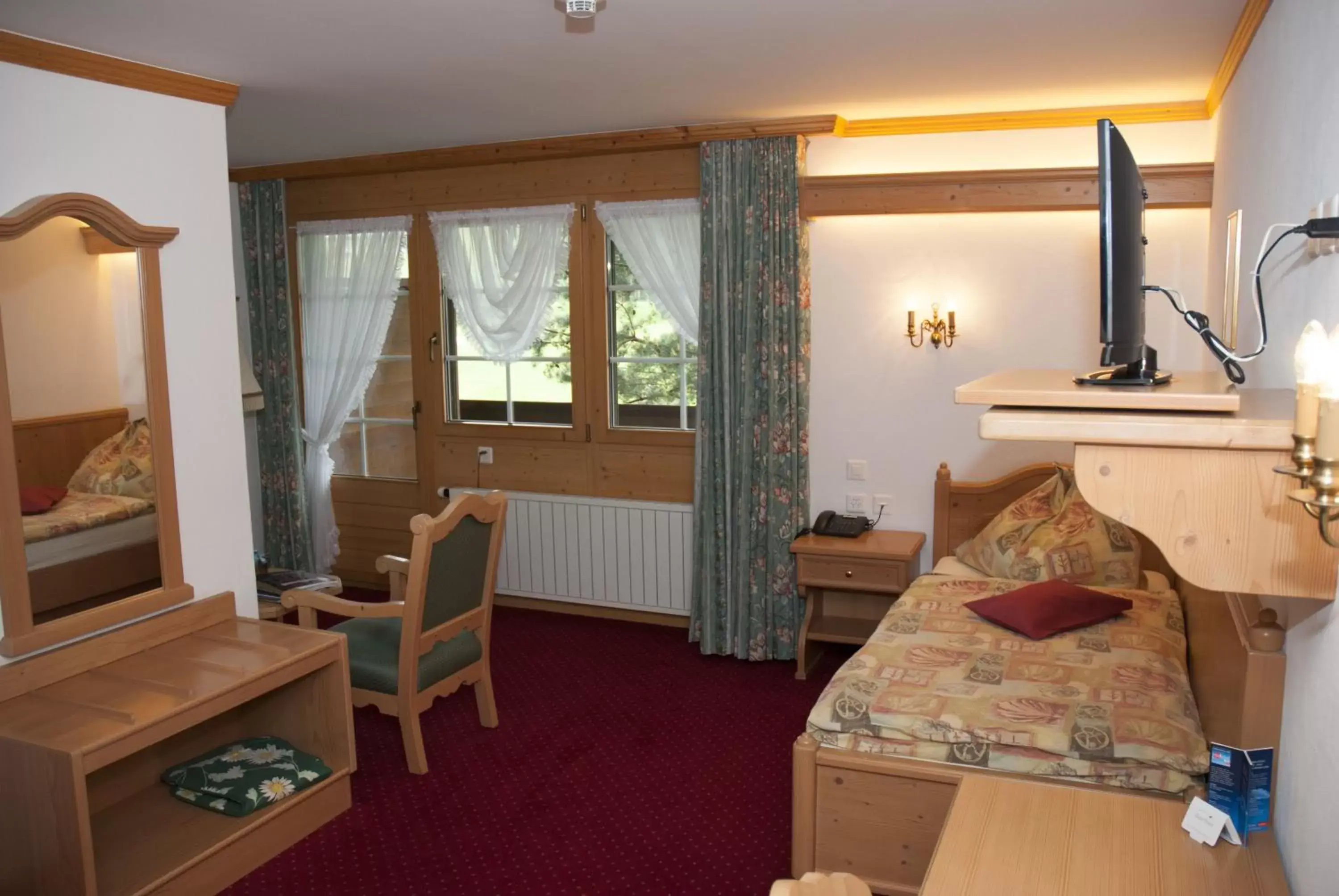 Standard Single Room - single occupancy in Hotel Simmenhof