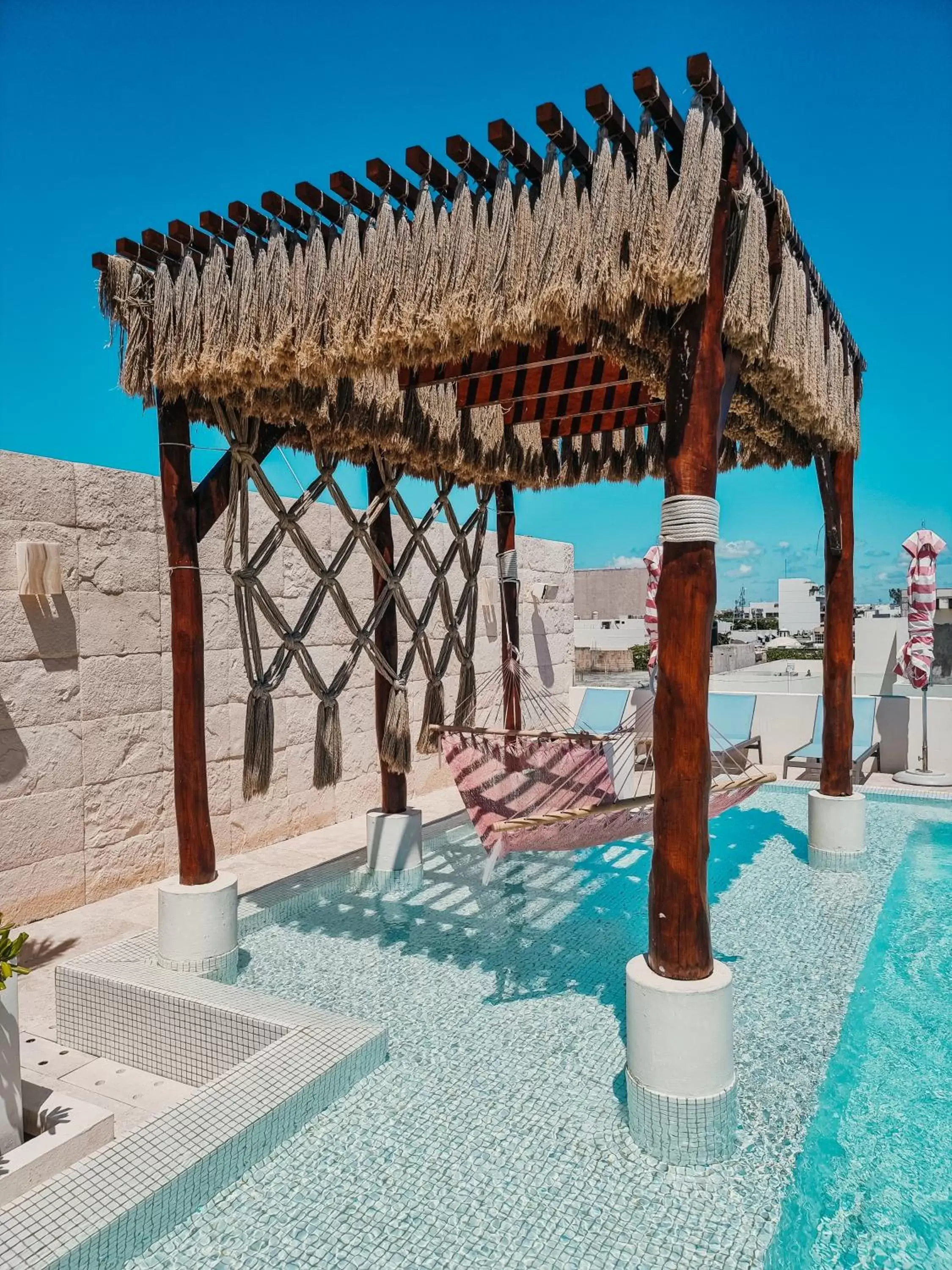 Swimming pool, Beach in The Palm at Playa