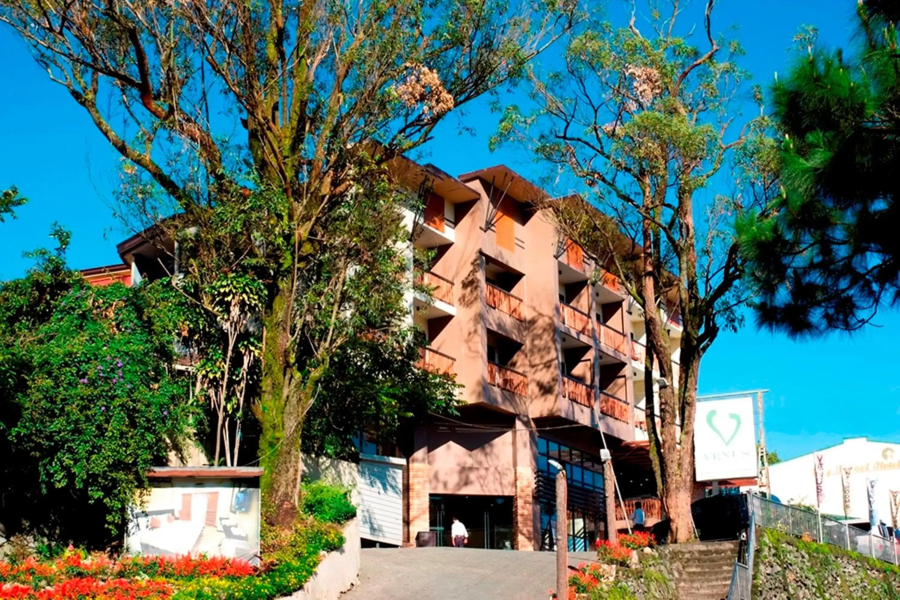 Facade/entrance, Property Building in Venus Parkview Hotel