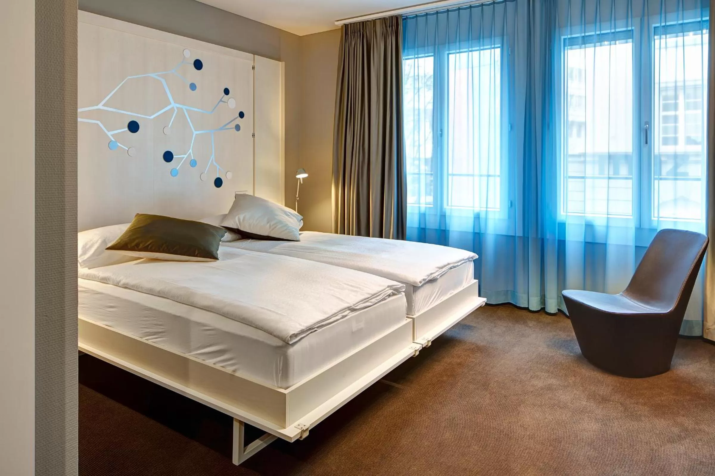 DESIGN  Family Room in Hotel Continental Park