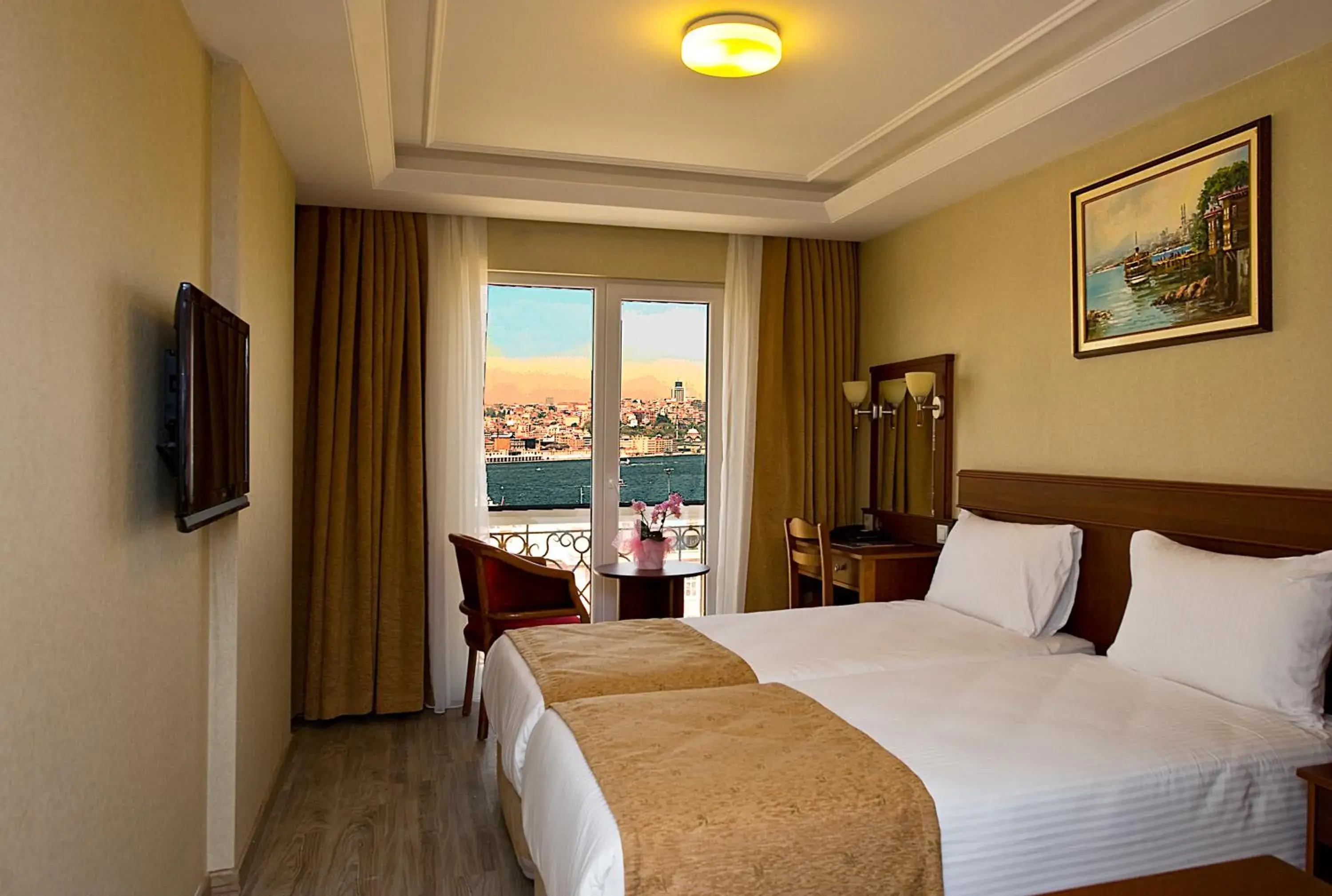 View (from property/room), Bed in Askoc Hotel & SPA