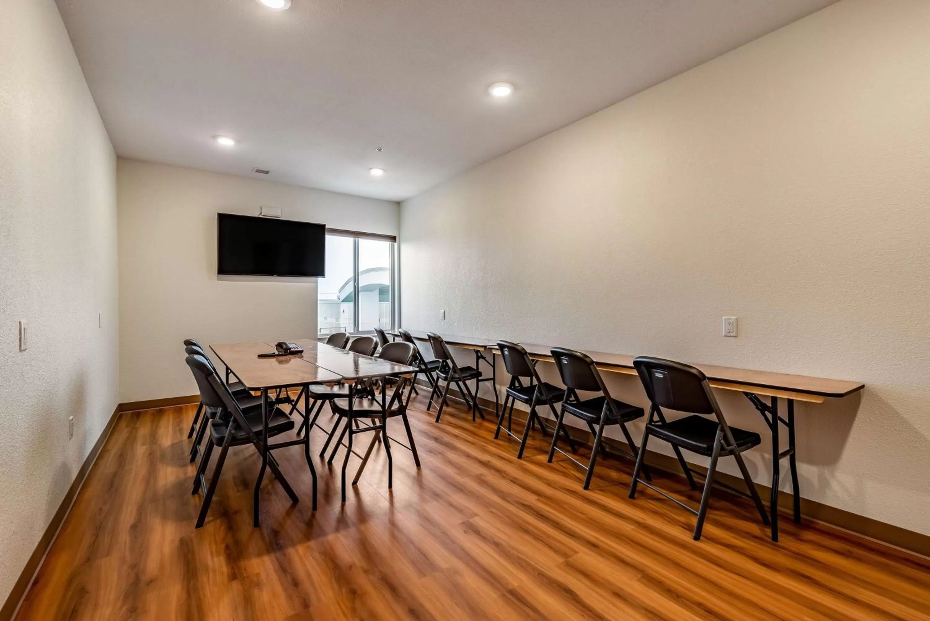 On site in Motel 6-Mankato, MN