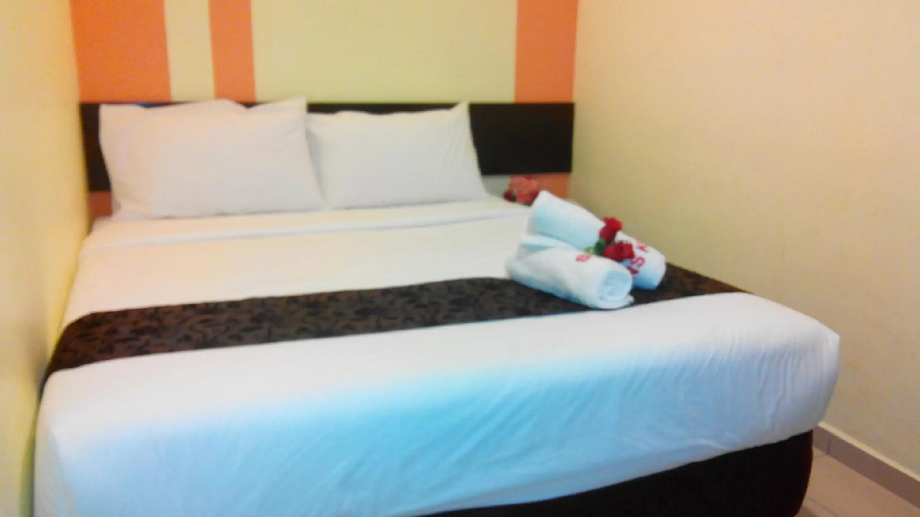 bunk bed, Bed in Sun Inns Hotel Pasir Penambang (KS Botanic)