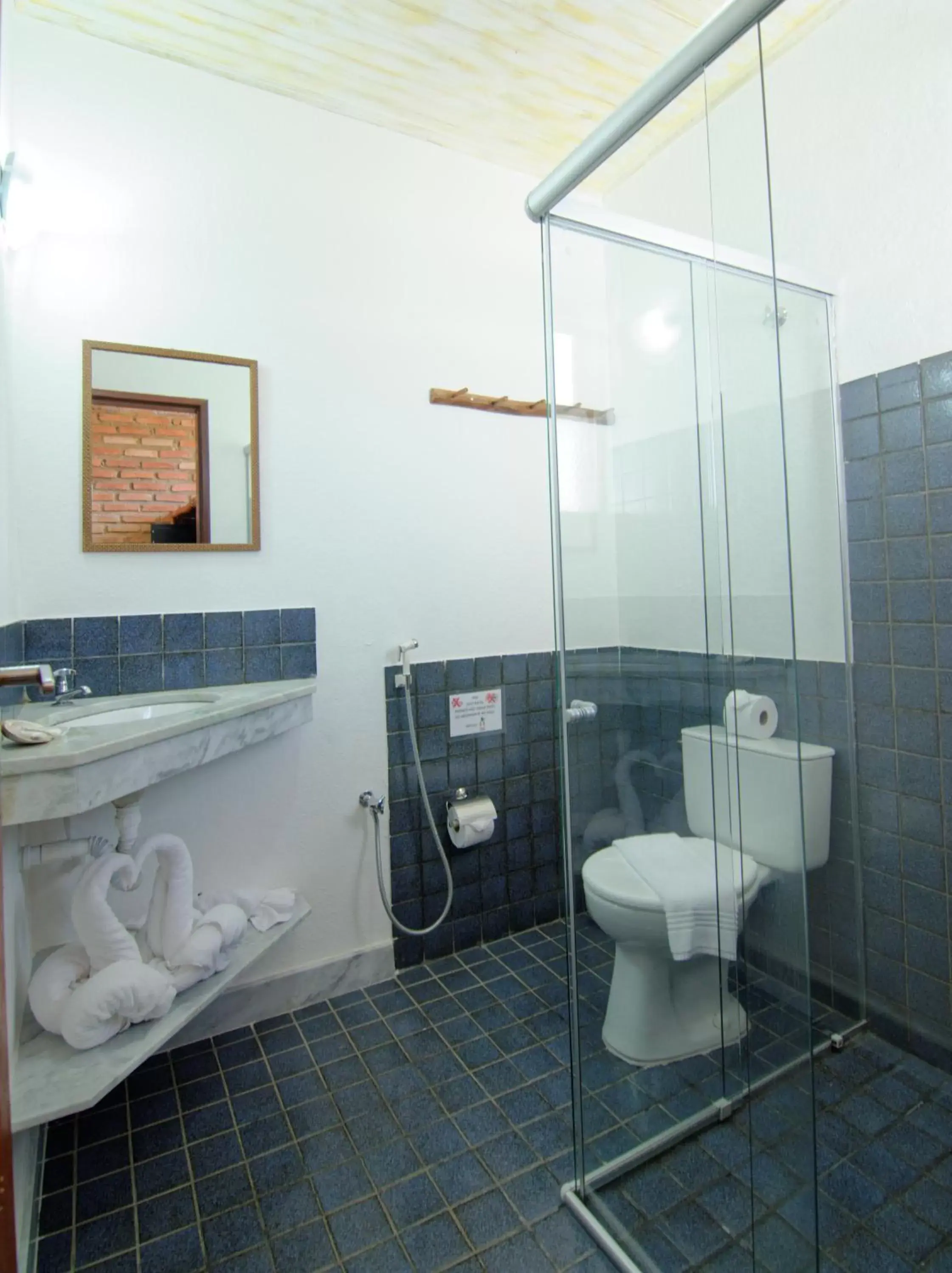 Bathroom in Pousada Casa de Maria
