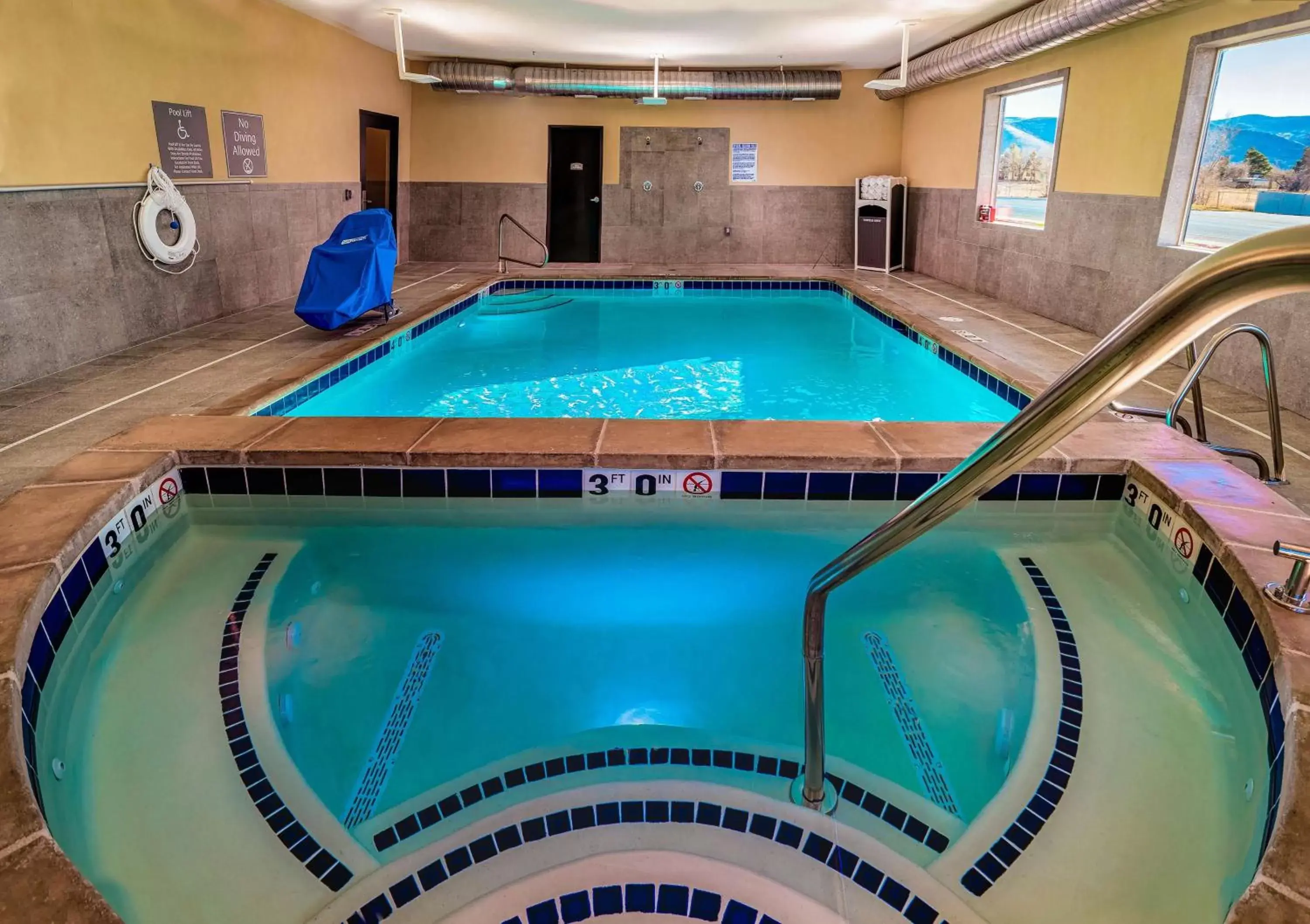 On site, Swimming Pool in Best Western Plus Heber Valley Hotel
