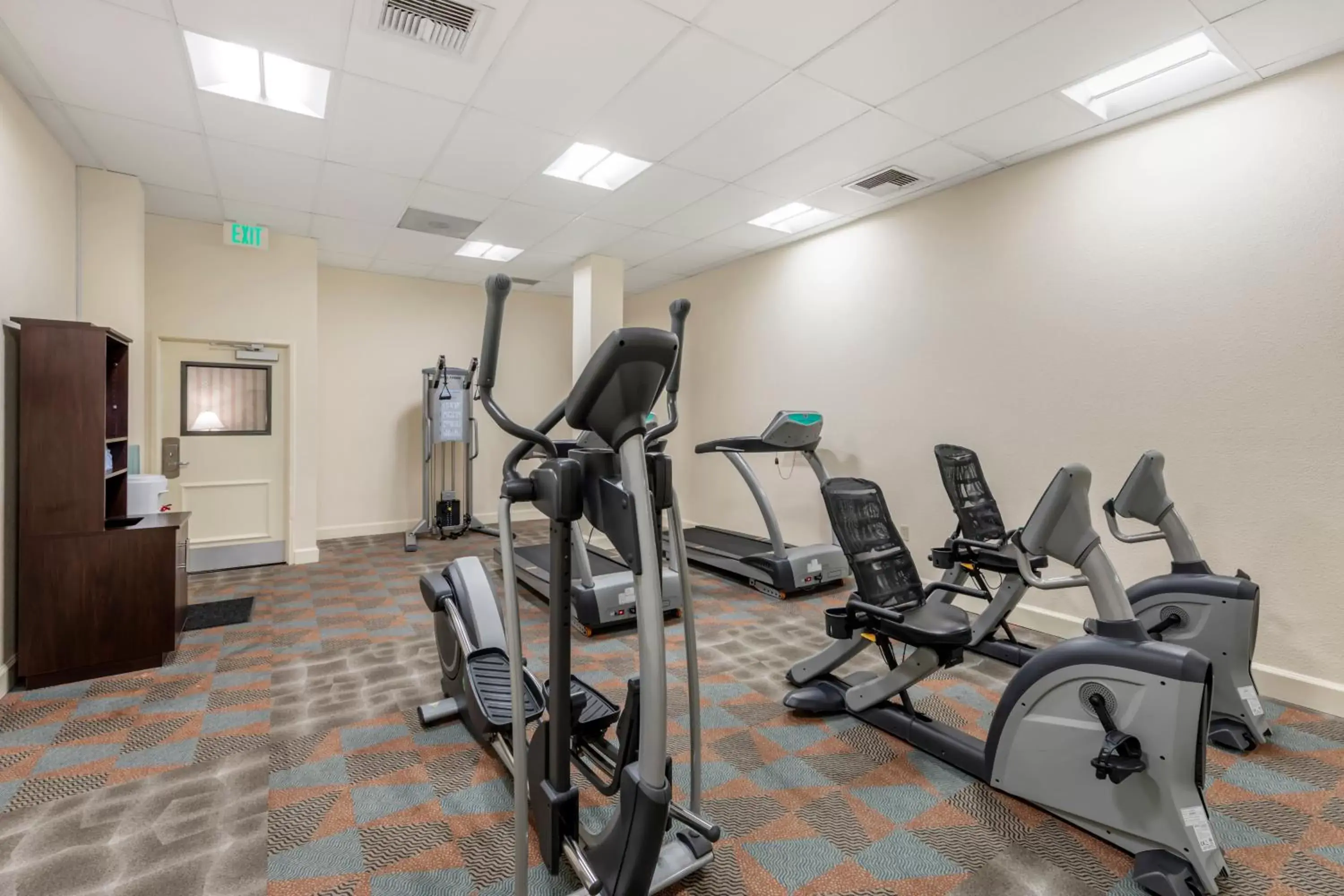 Fitness centre/facilities, Fitness Center/Facilities in Clarion Hotel Anaheim Resort