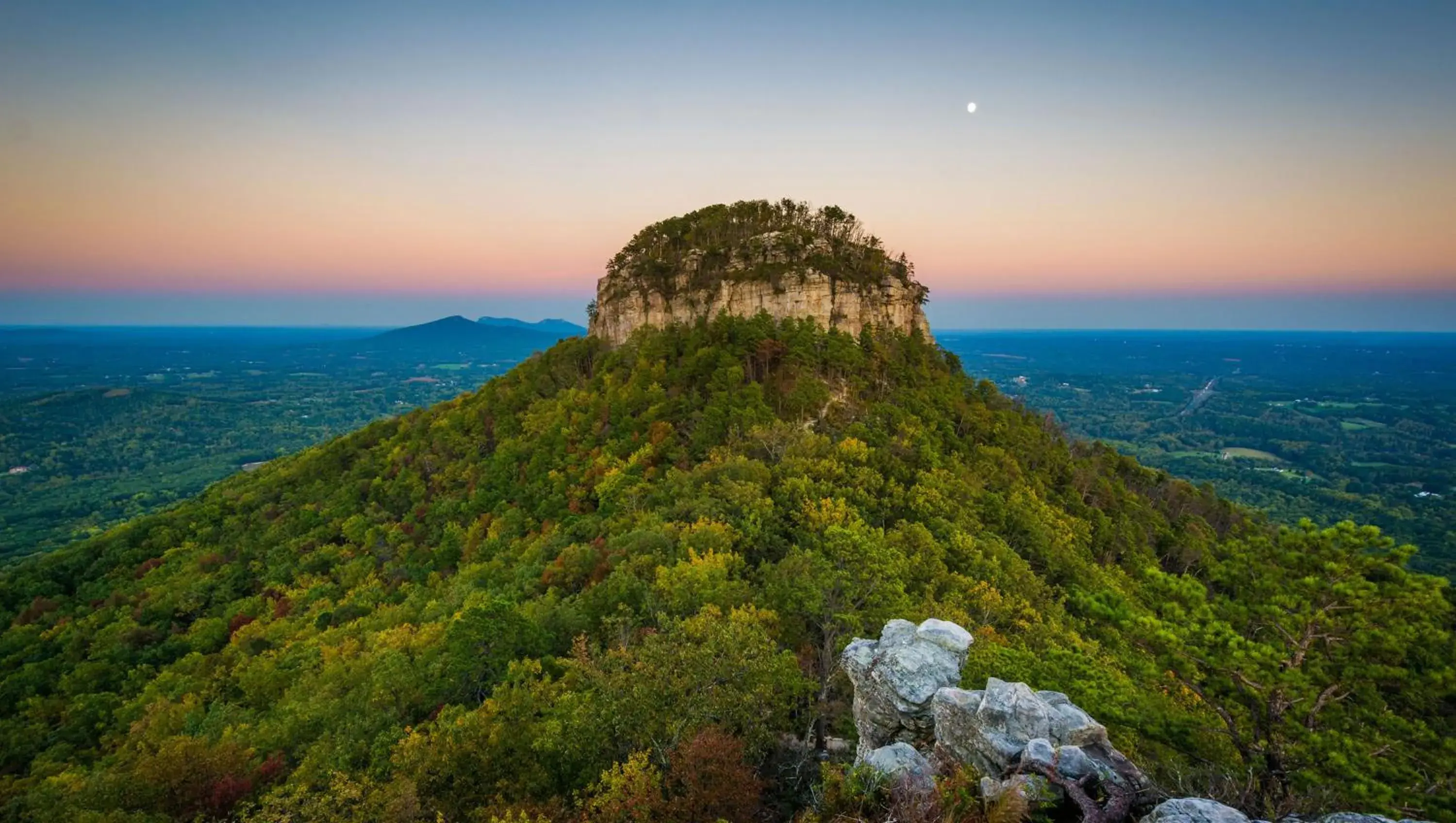 Natural landscape, Bird's-eye View in Green Valley Motel Winston Salem