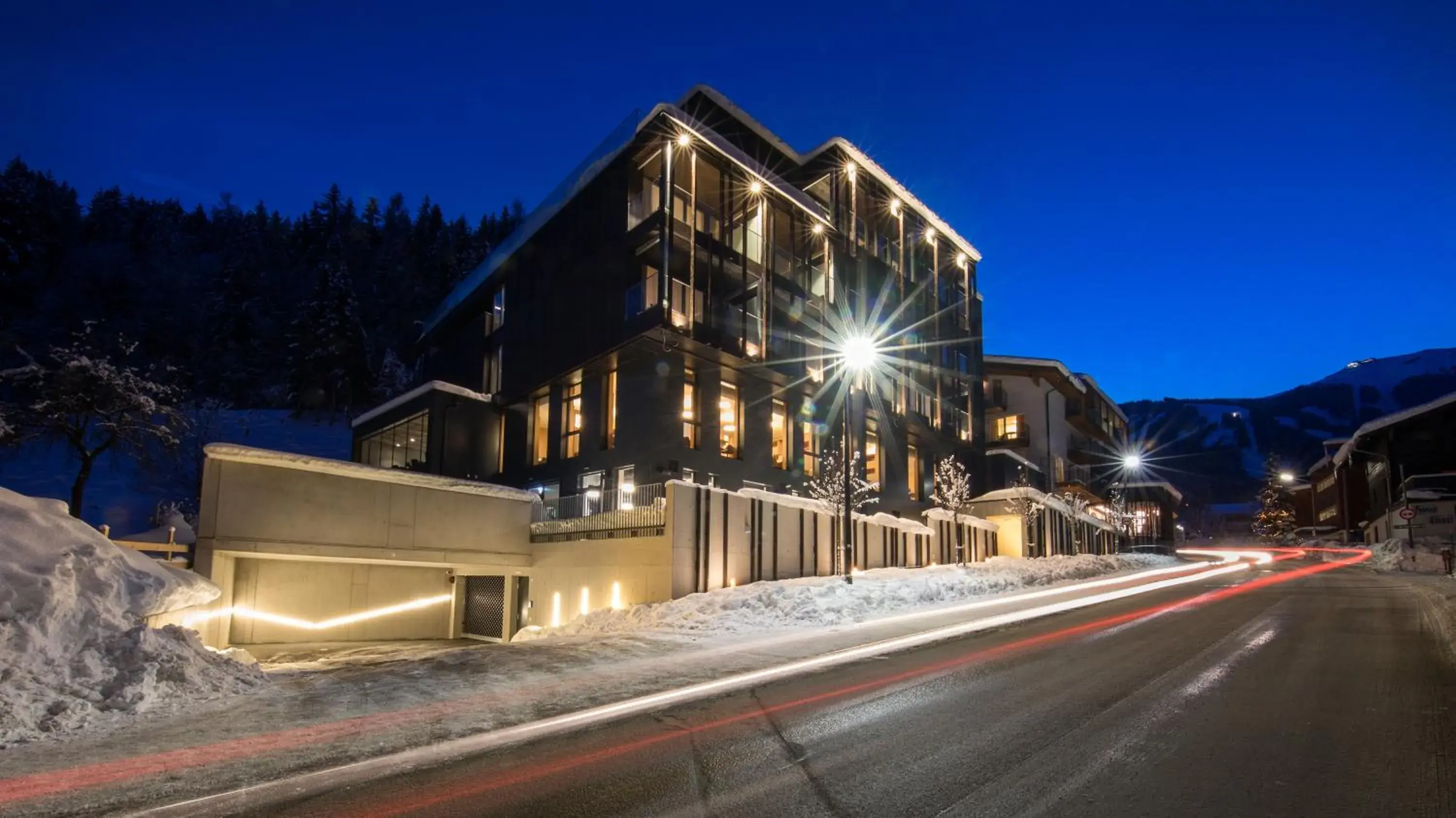 Facade/entrance, Winter in Hotel Der Waldhof