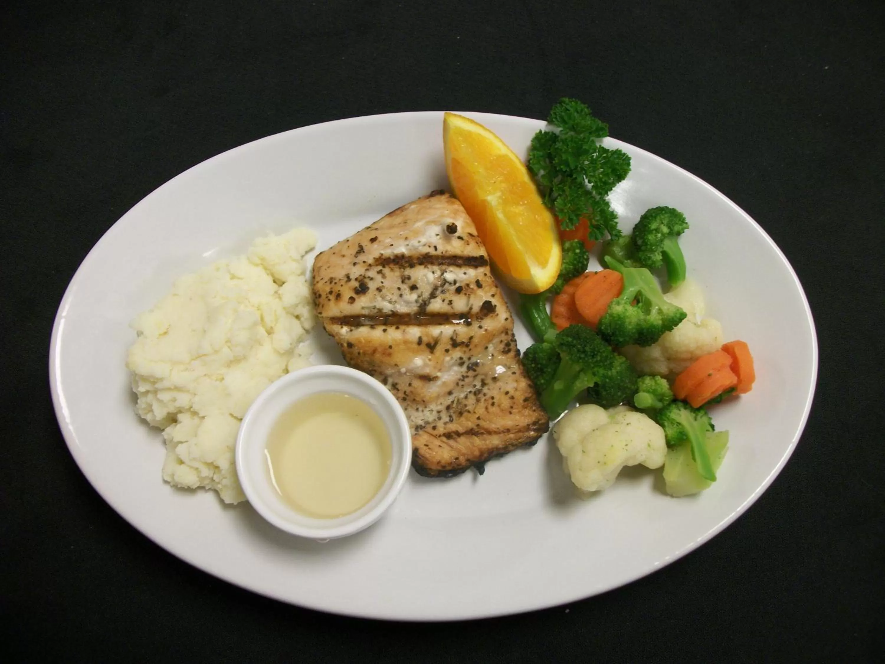 Restaurant/places to eat in Holiday Inn Macon North by IHG