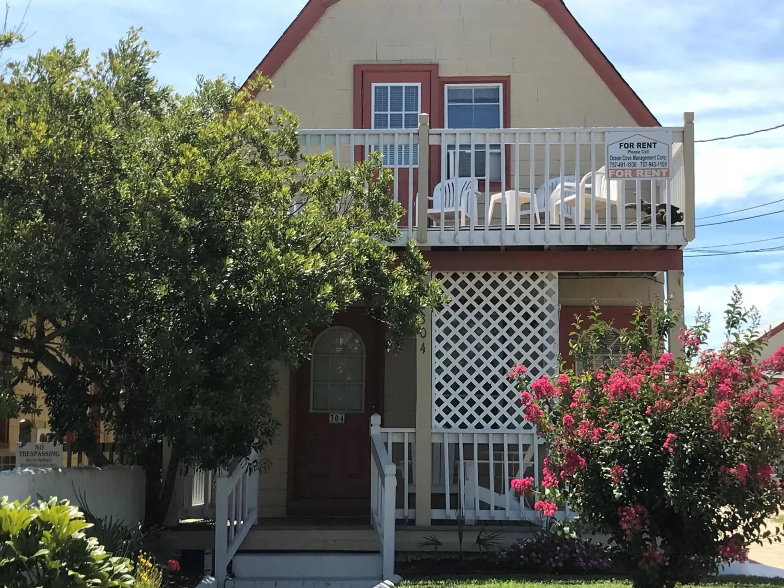 Facade/entrance, Property Building in Angie's Guest Cottage