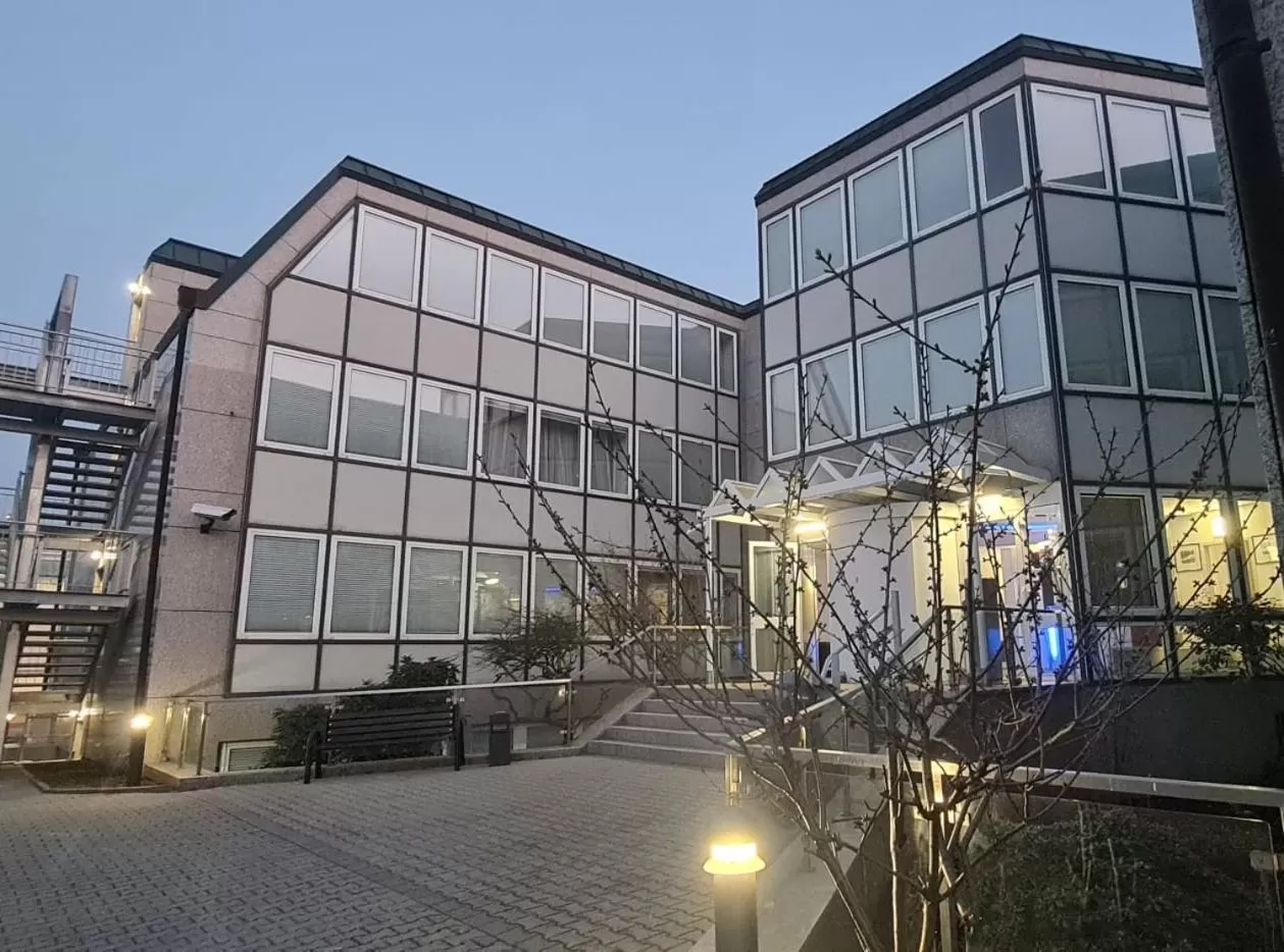 Property building in check-inn hotels - Offenbach