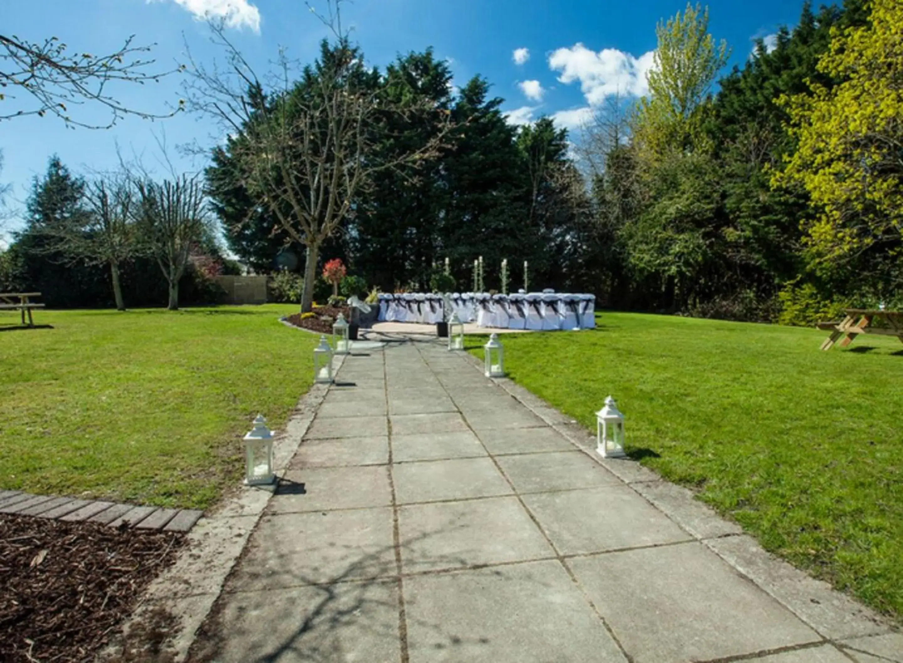 Garden in Ardboyne Hotel