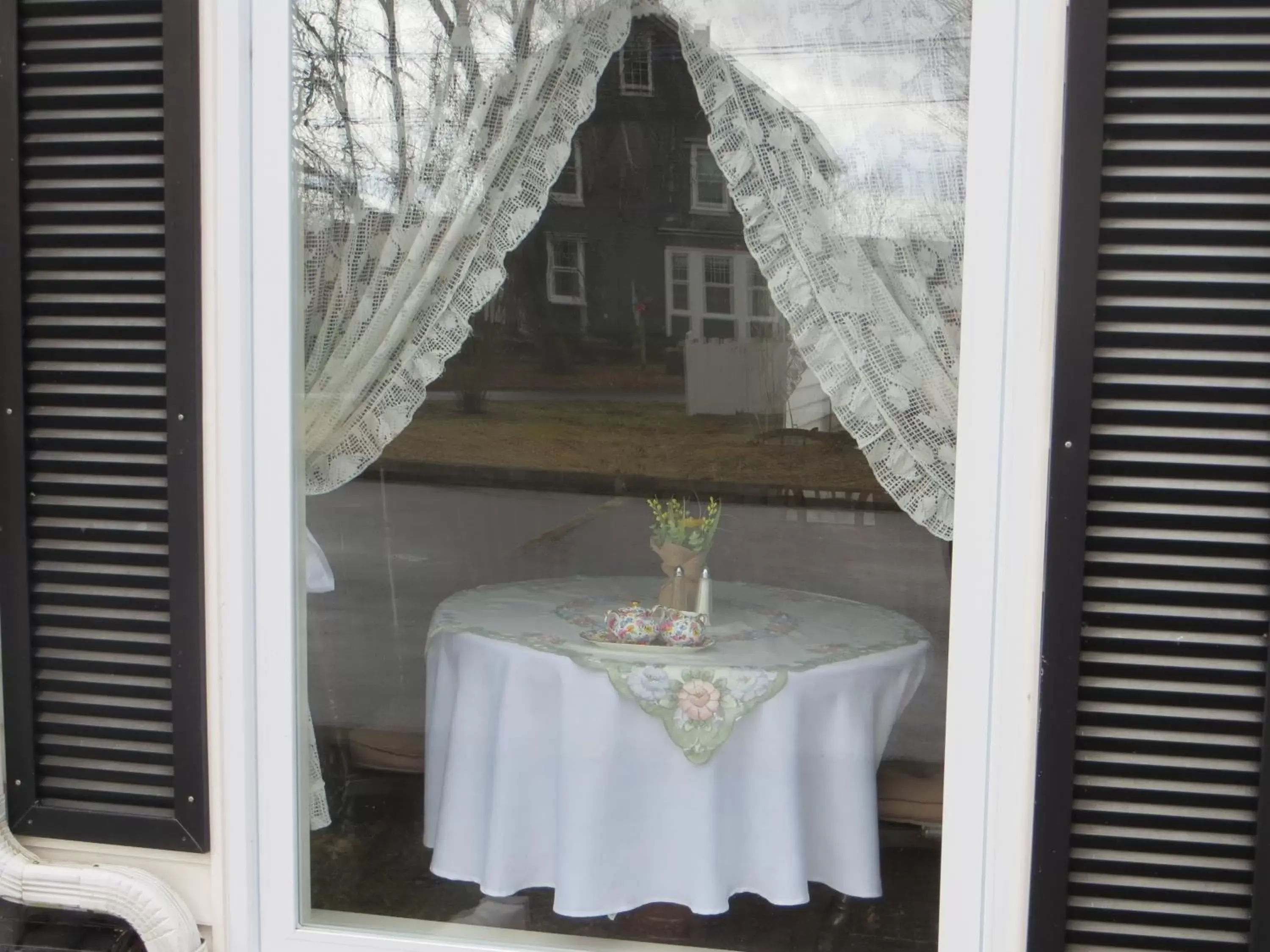 Dining area in Farmhouse Inn B&B