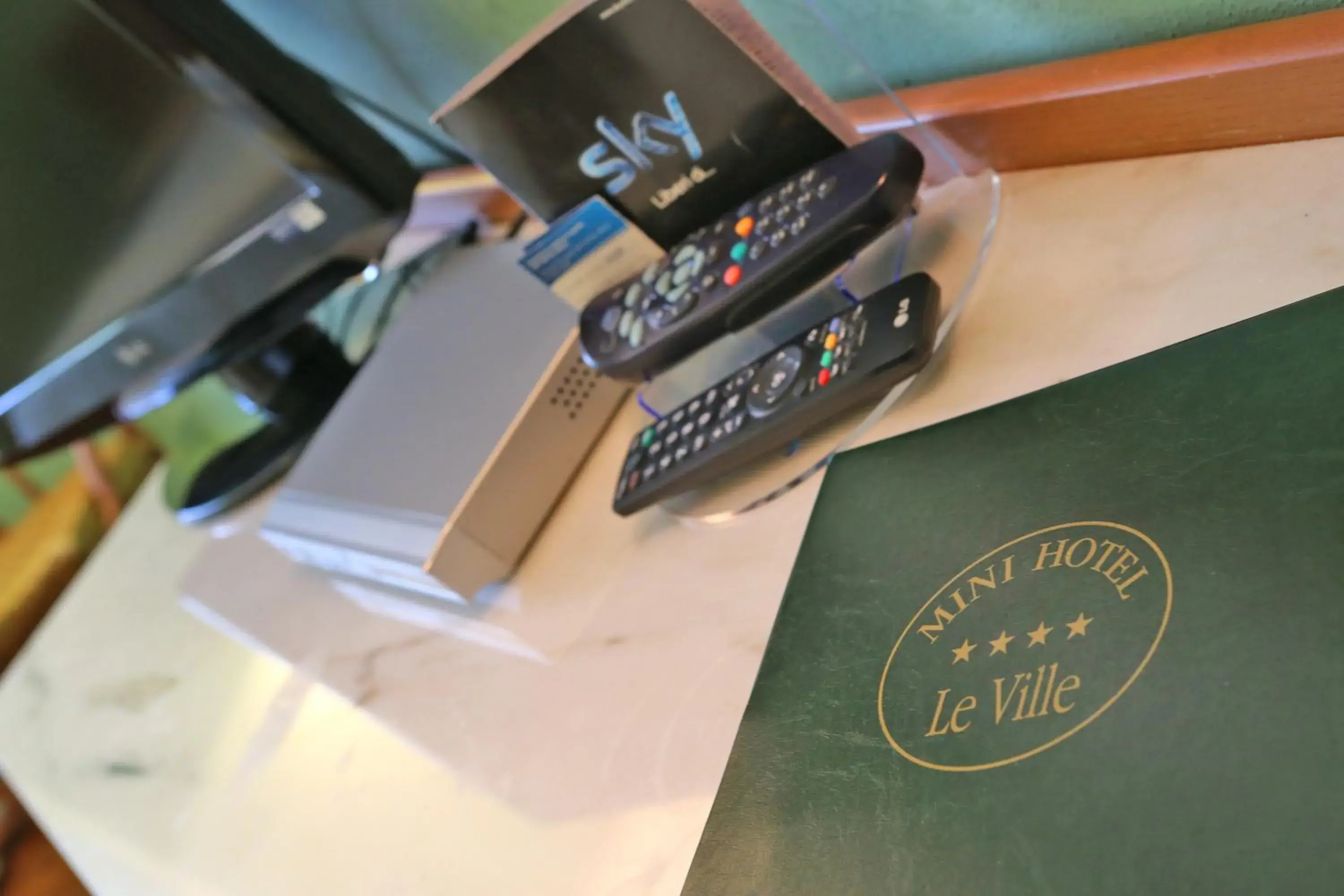 Double or Twin Room in Hotel Le Ville