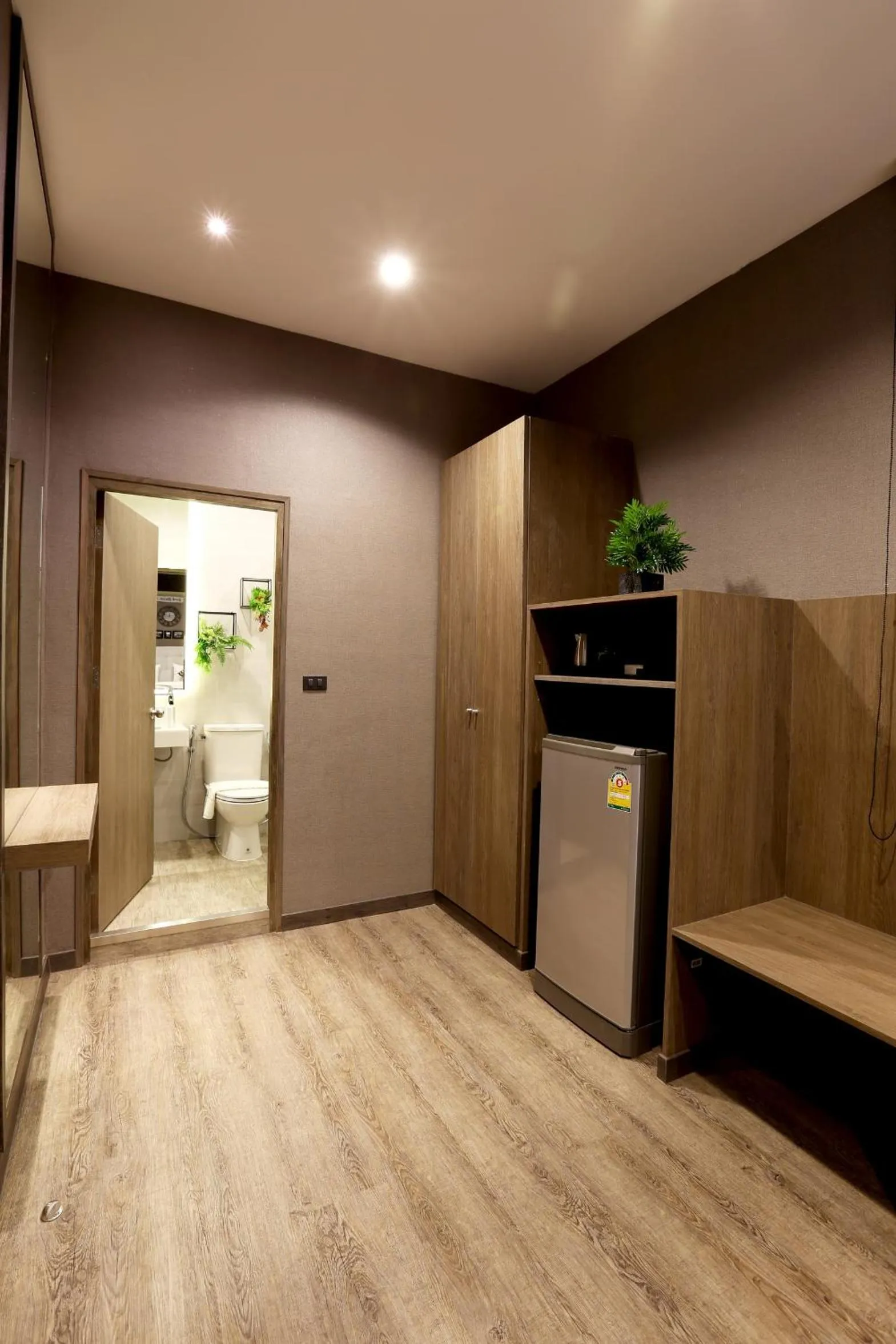 Toilet in The Printing House Poshtel