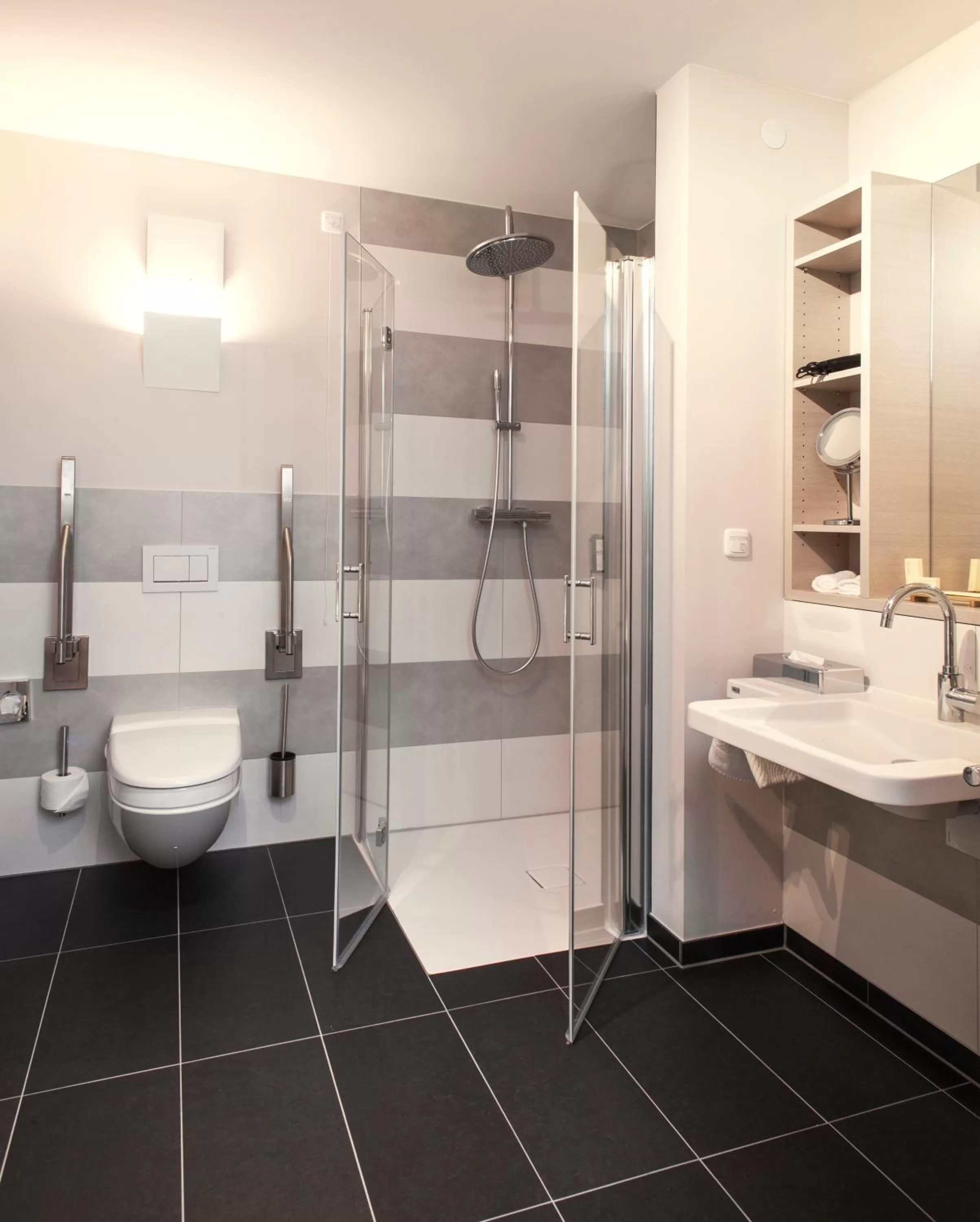 Shower in Forsthaus Heiligenberg