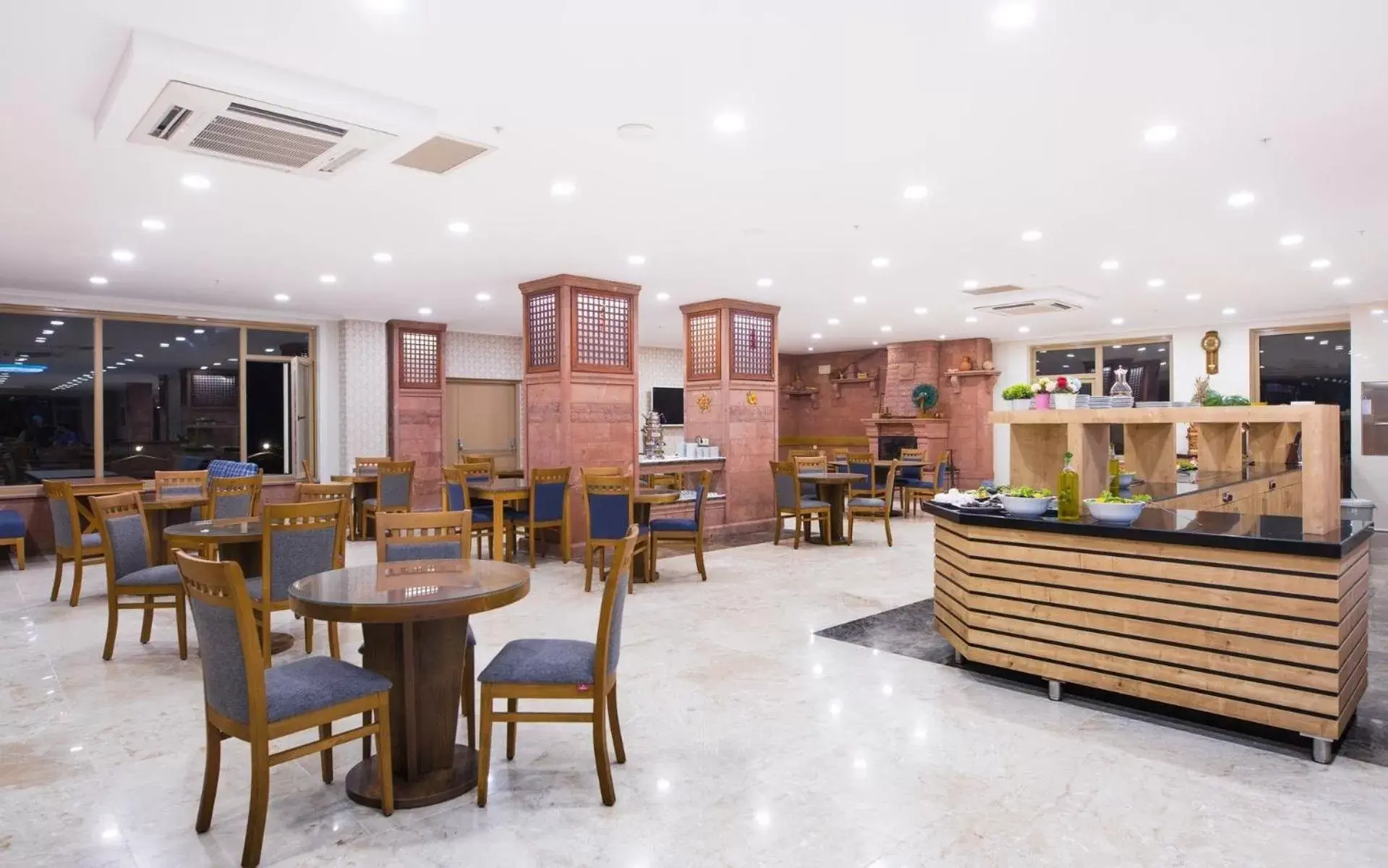 Restaurant/places to eat in Helen Troya Hotel Geyikli Restaurant/places to eat in Helen Troya Hotel Geyikli