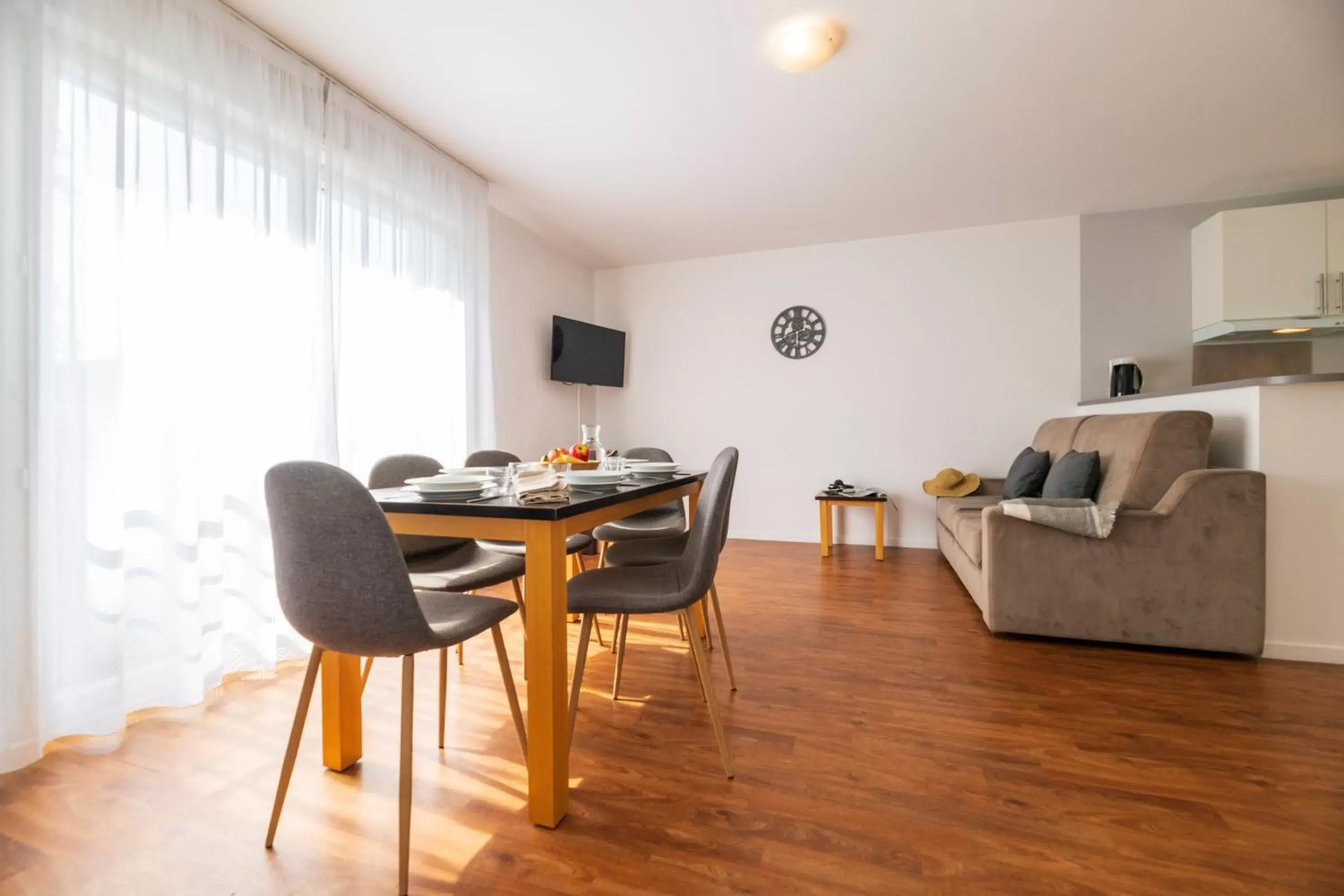 Living room, Dining Area in Cerise Nantes Atlantis