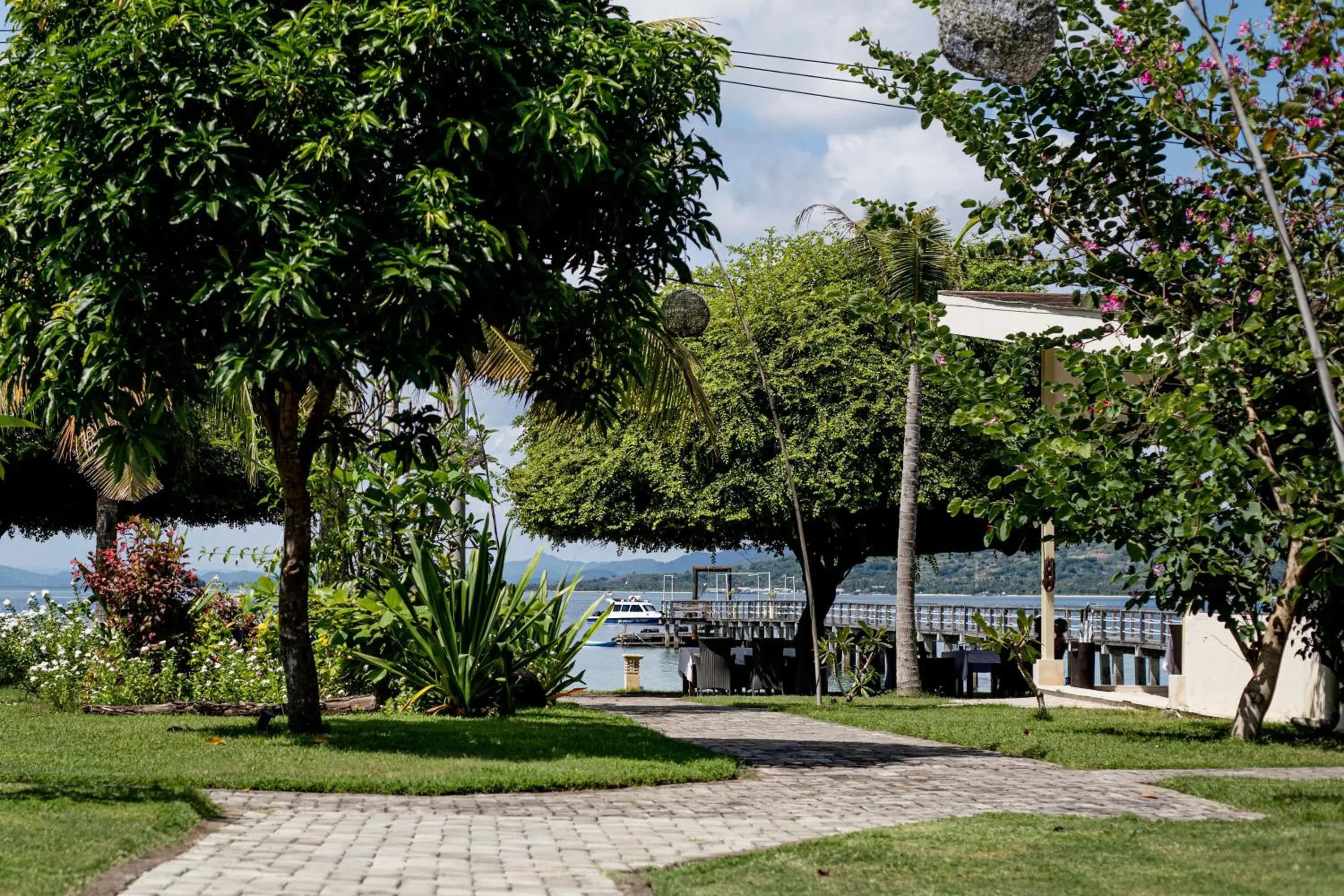 Garden in Kokomo Resort Gili Gede