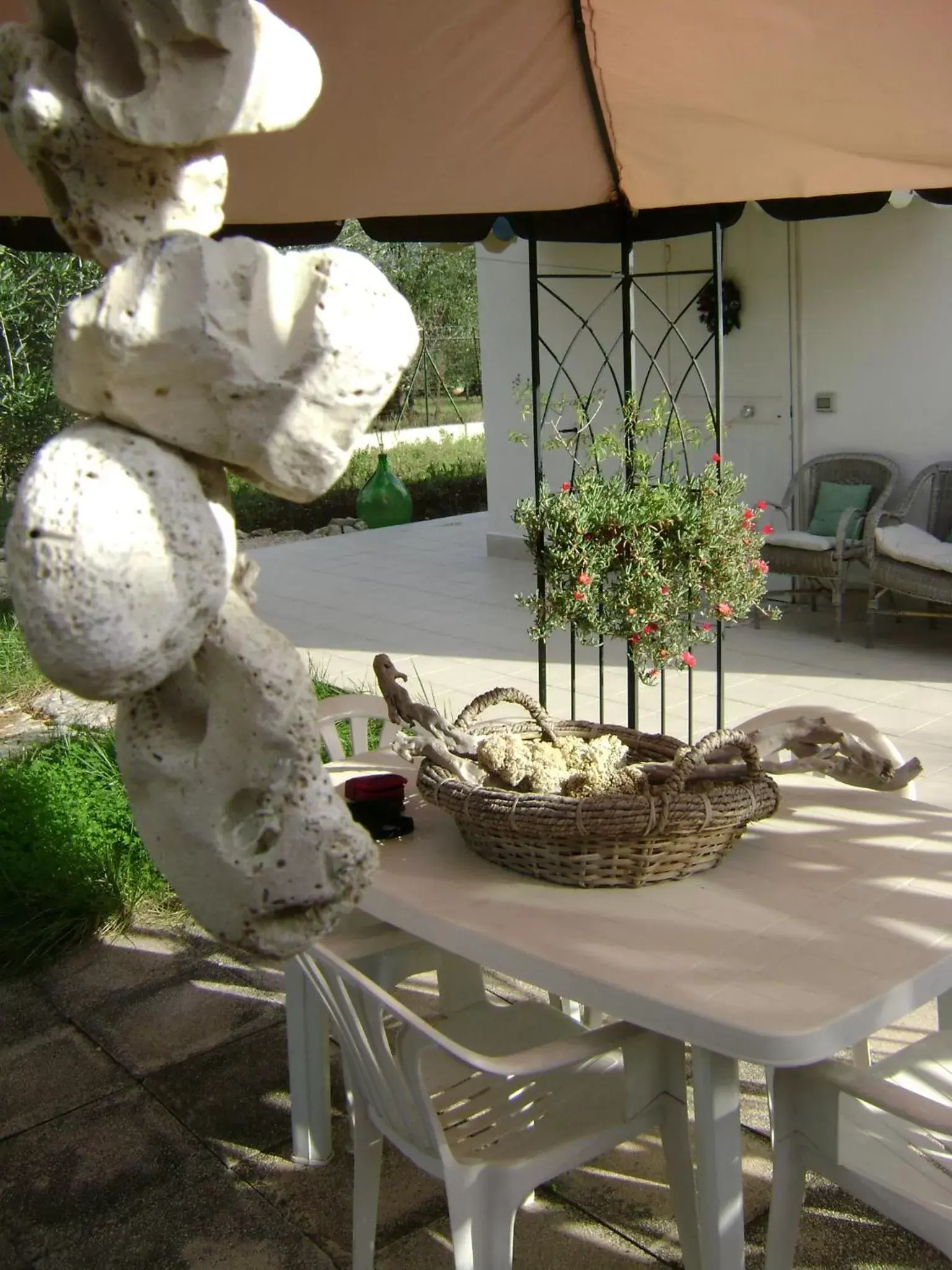 Patio in B&B Villa Méditerranée