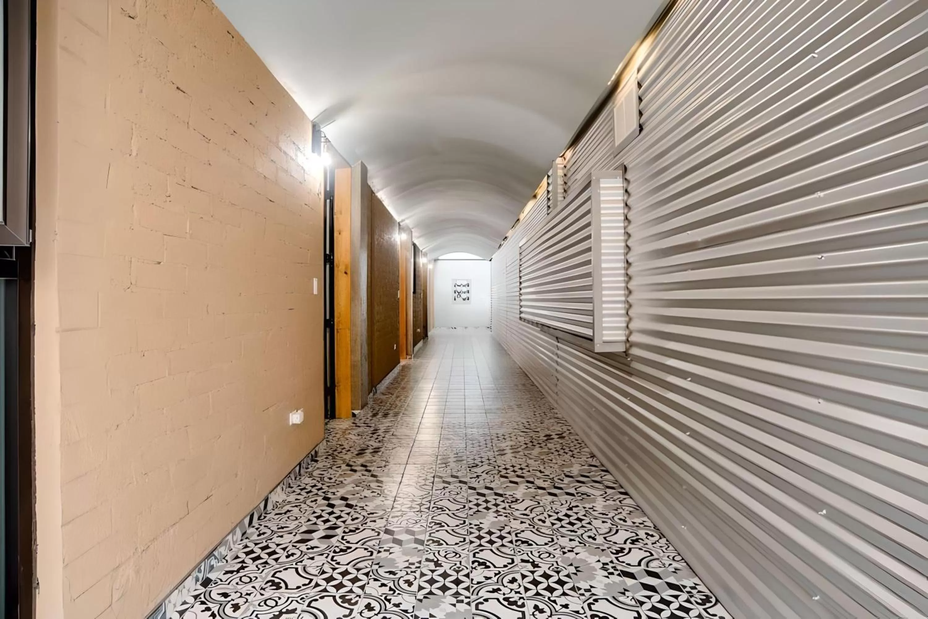 Property building in The Studios 22800