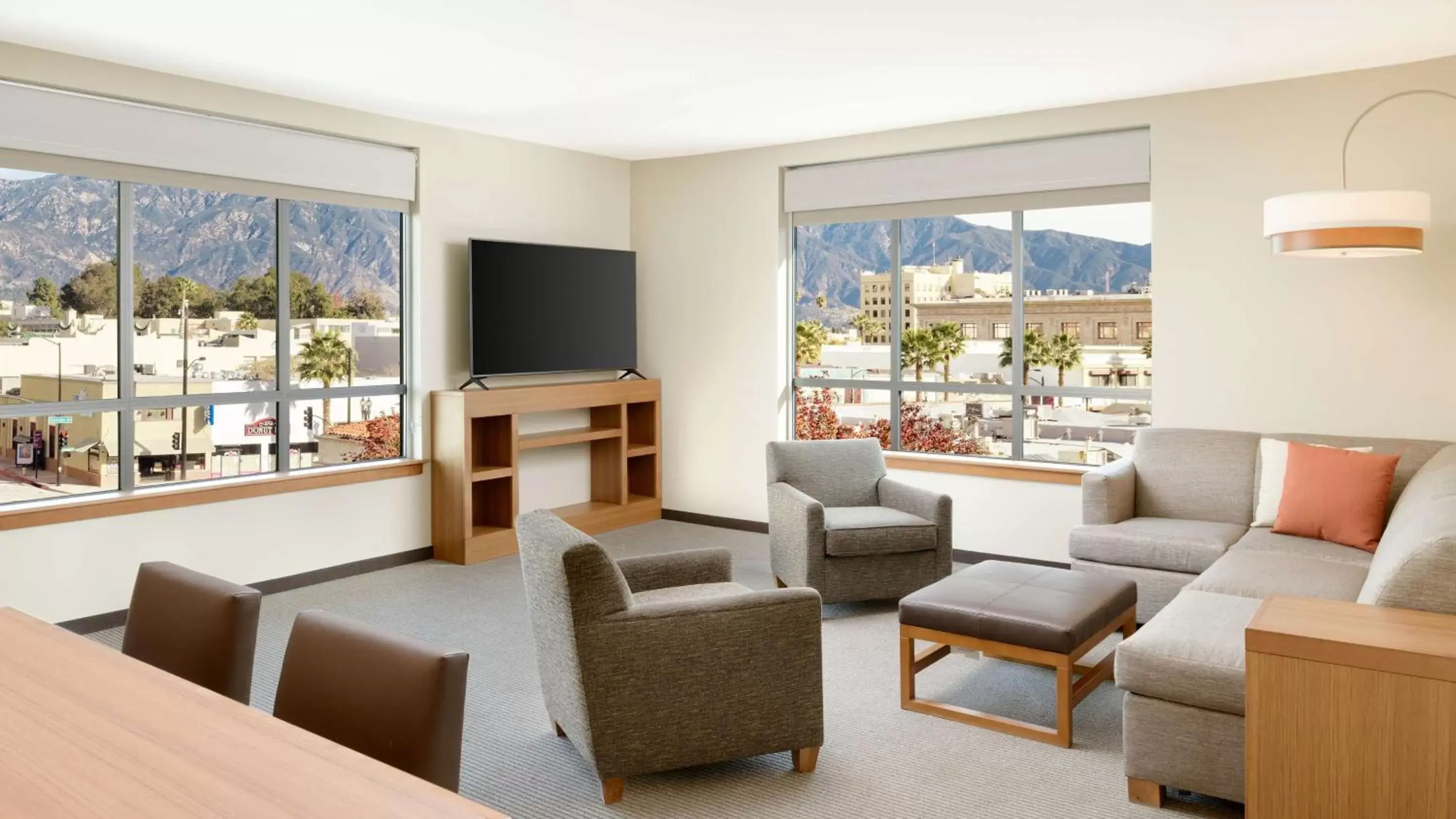 Photo of the whole room, Seating Area in Hyatt Place Pasadena