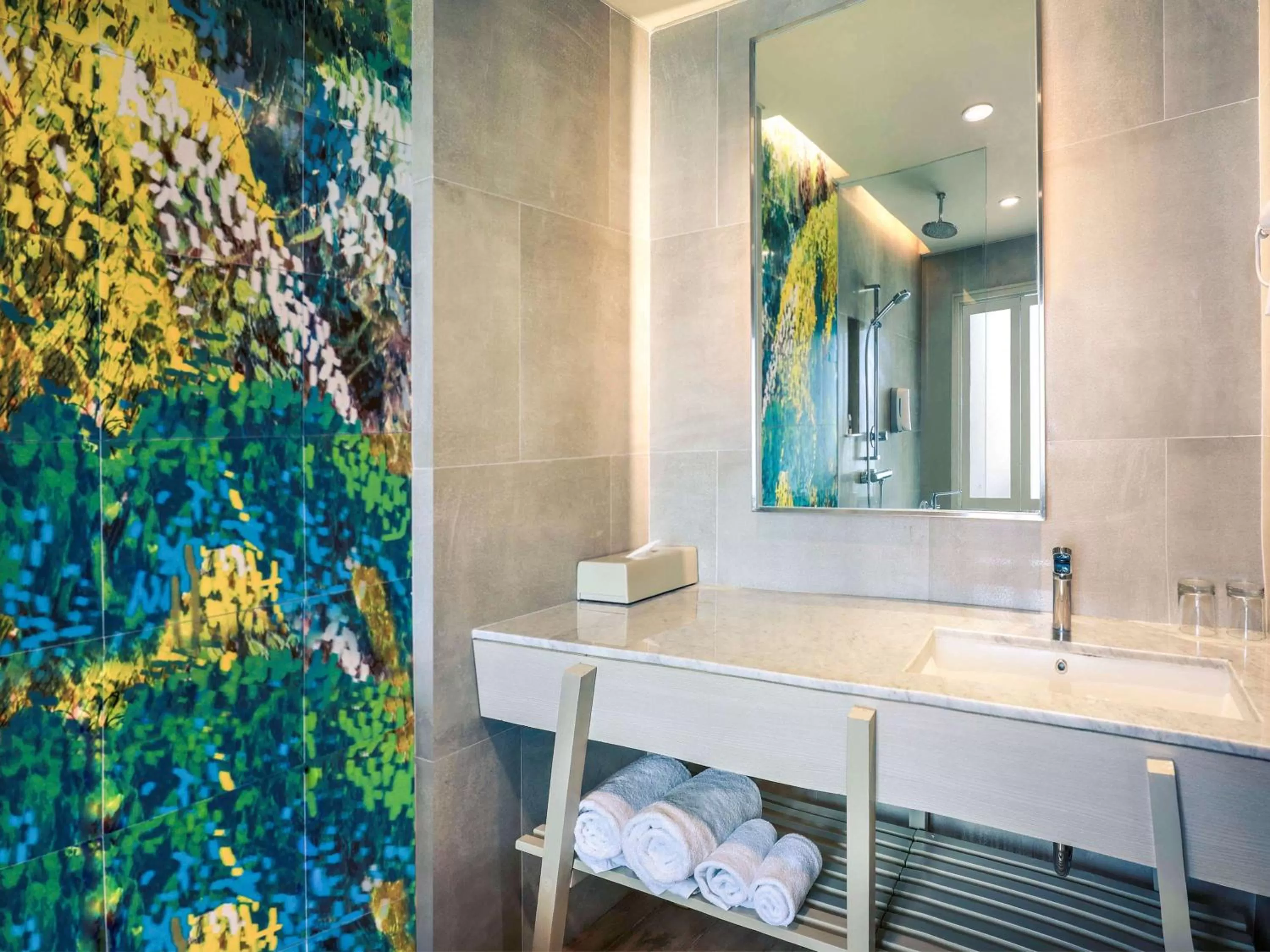 Photo of the whole room in Mercure Kuta Bali