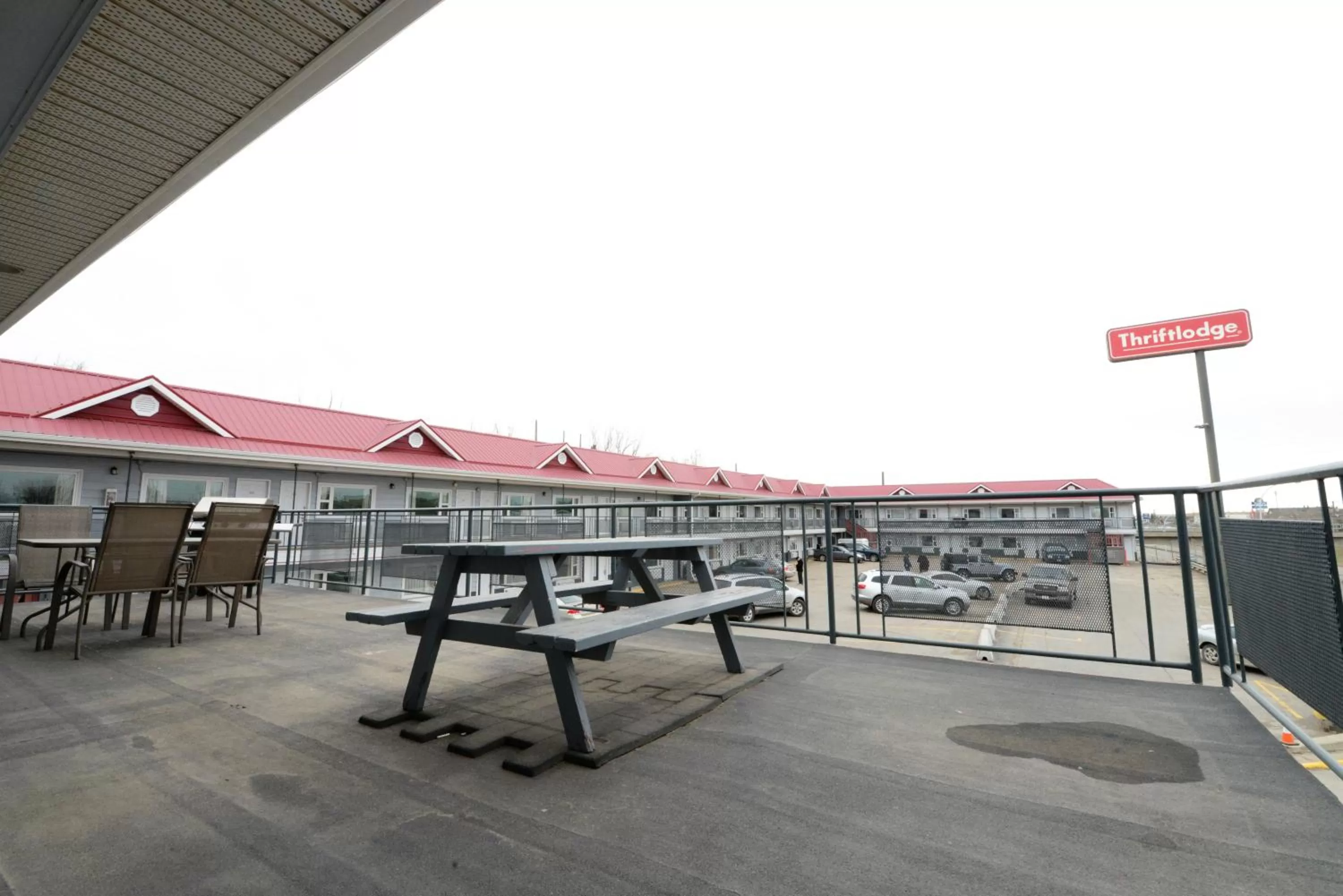 BBQ facilities in Thriftlodge Saskatoon