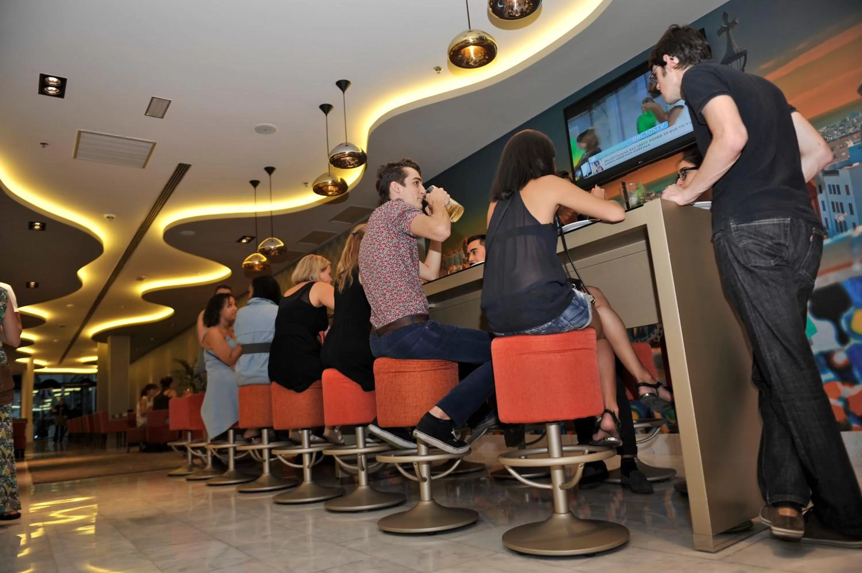 Restaurant/places to eat in Hotel Indigo Barcelona - Plaza Catalunya 4Sup by IHG