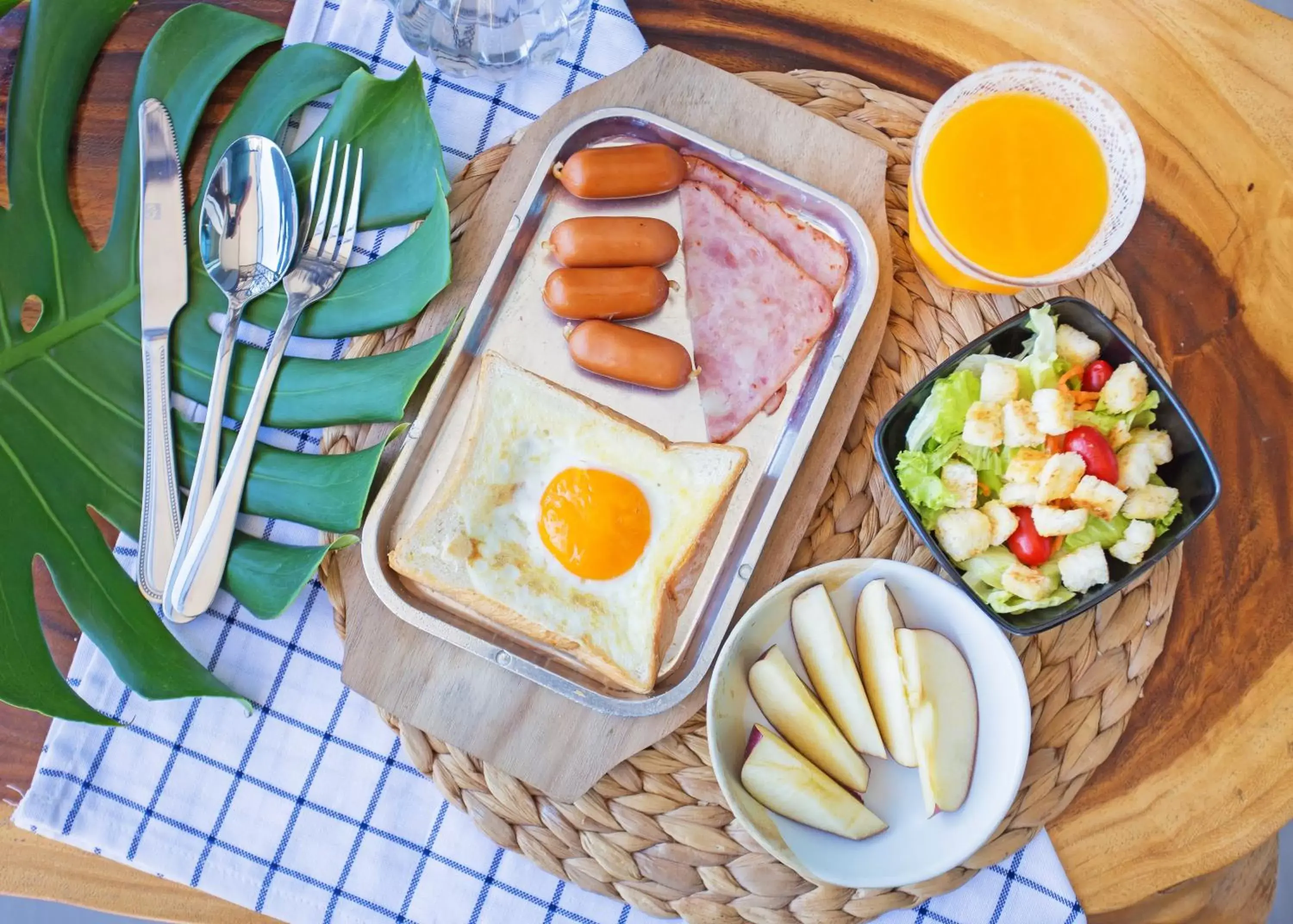 American breakfast, Food in Indiego Space