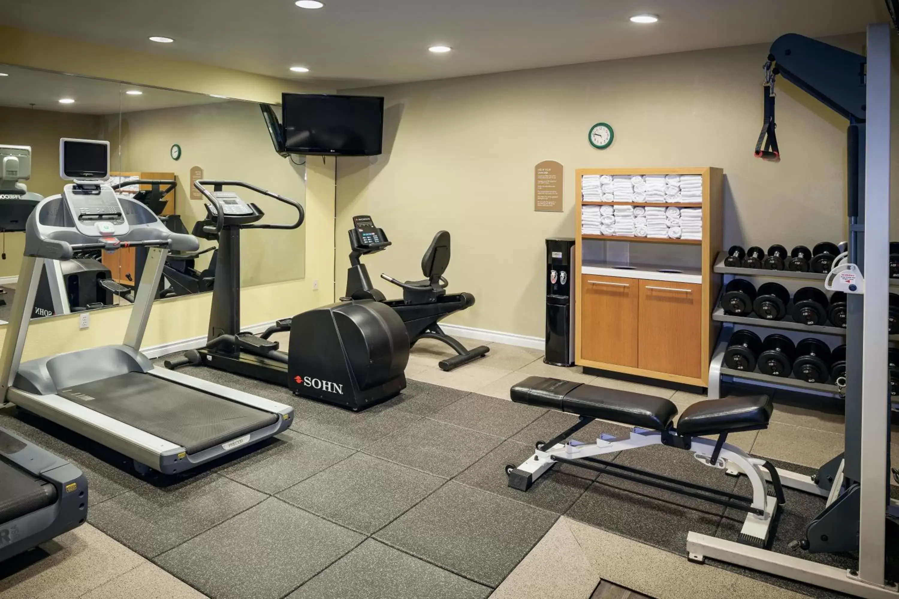 Fitness centre/facilities, Fitness Center/Facilities in Plaza Inn & Suites at Ashland Creek