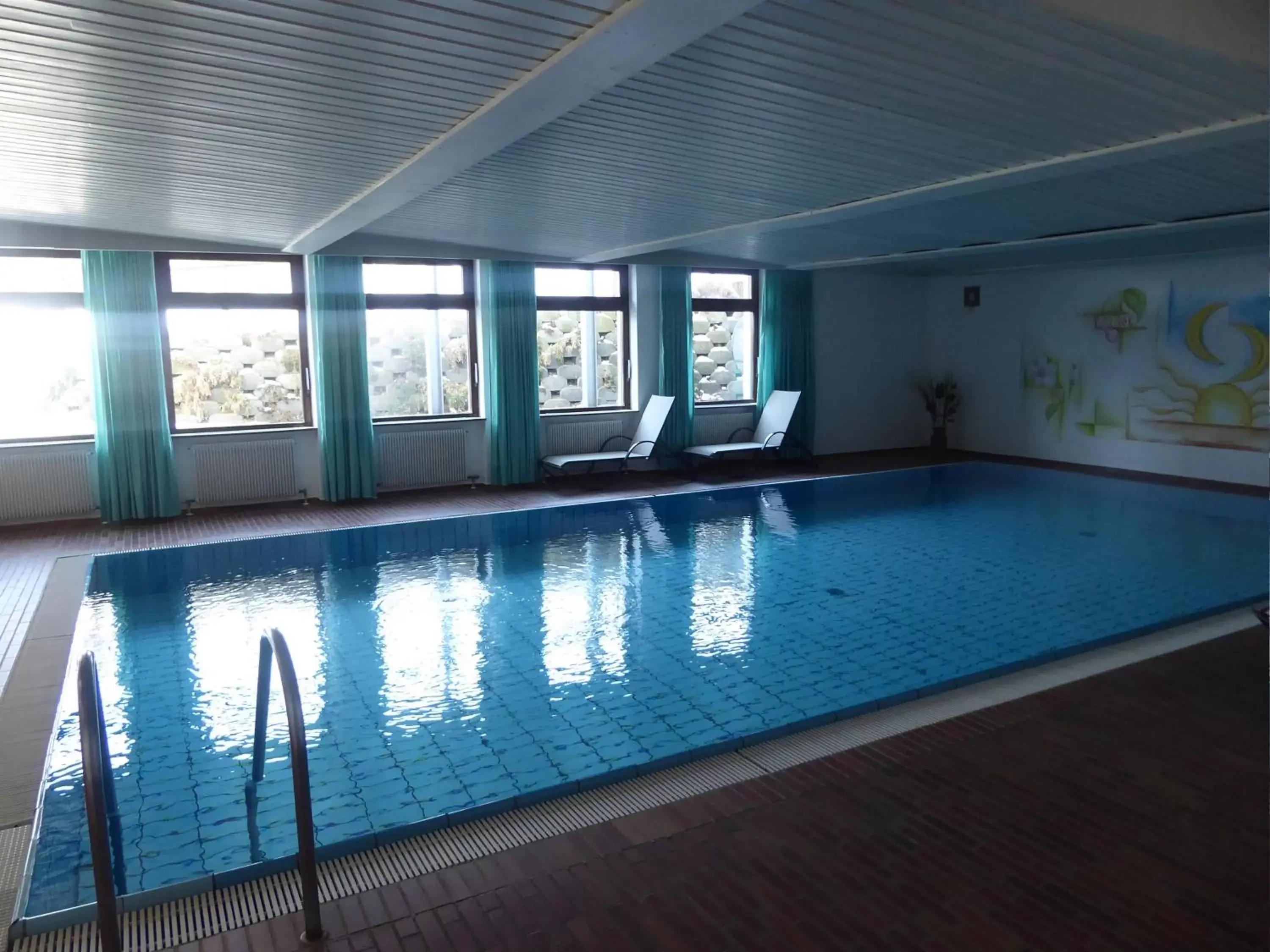 Swimming Pool in Sporthotel Rasen