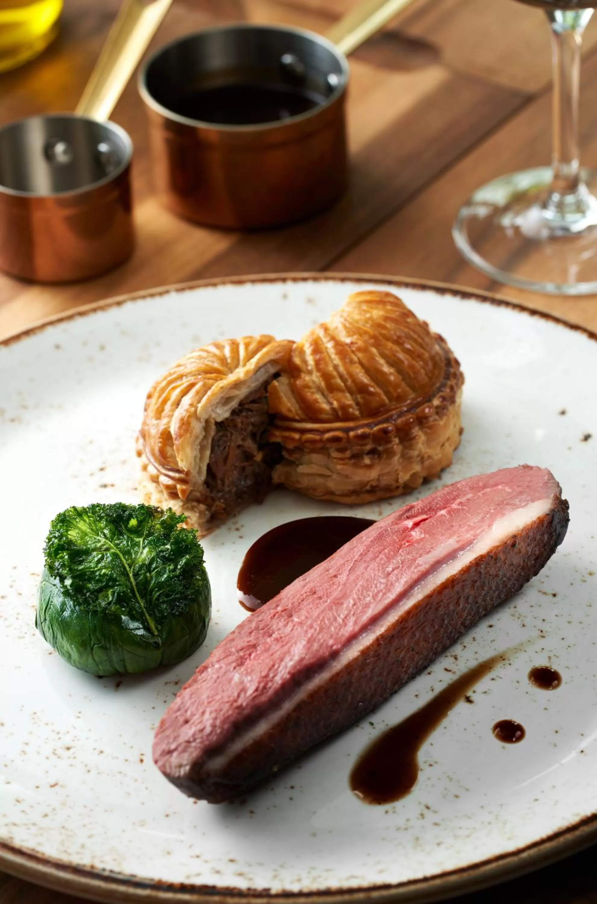 Restaurant/places to eat in The Silveri Hotel Hong Kong - MGallery Collection