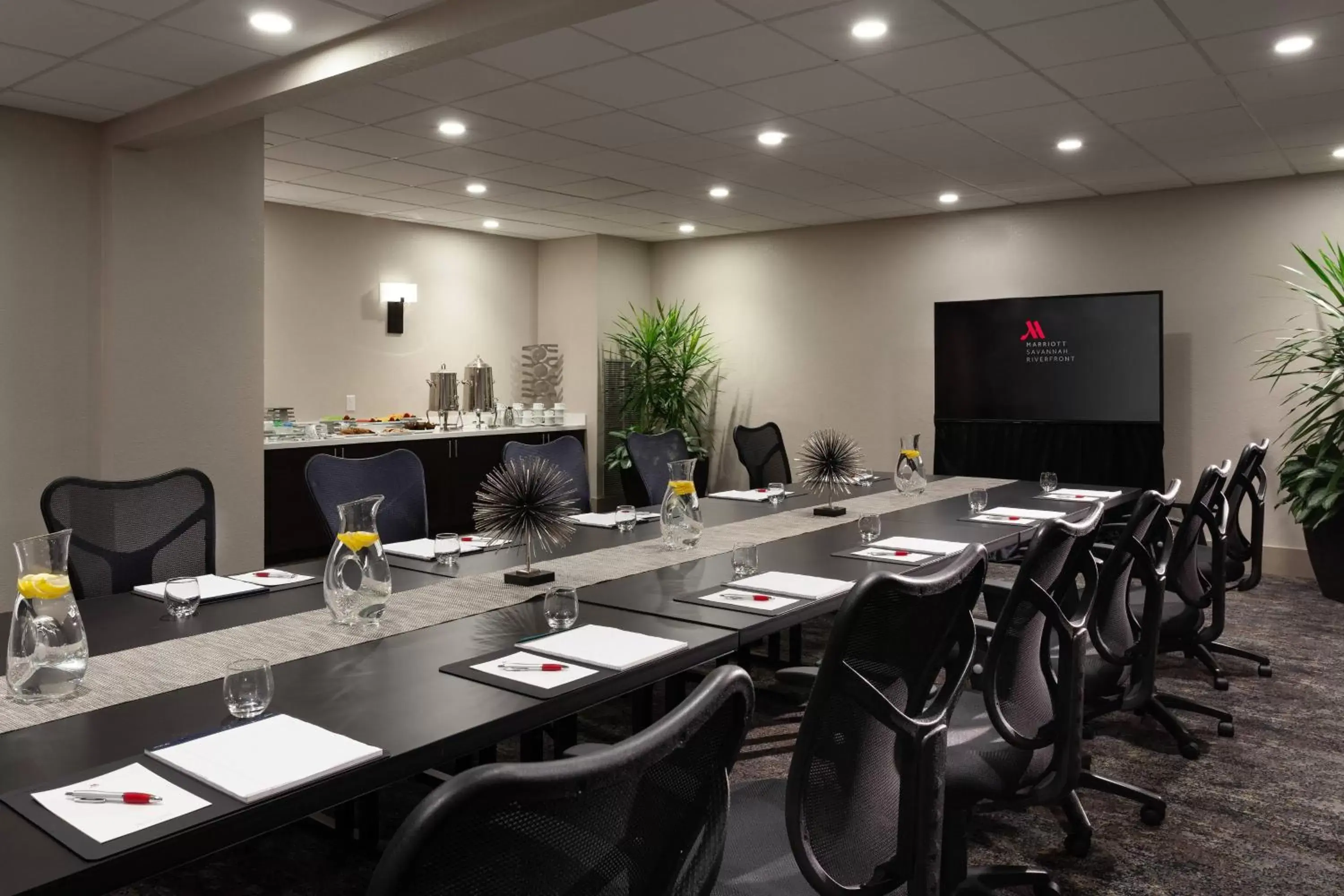 Meeting/conference room in Marriott Savannah Riverfront