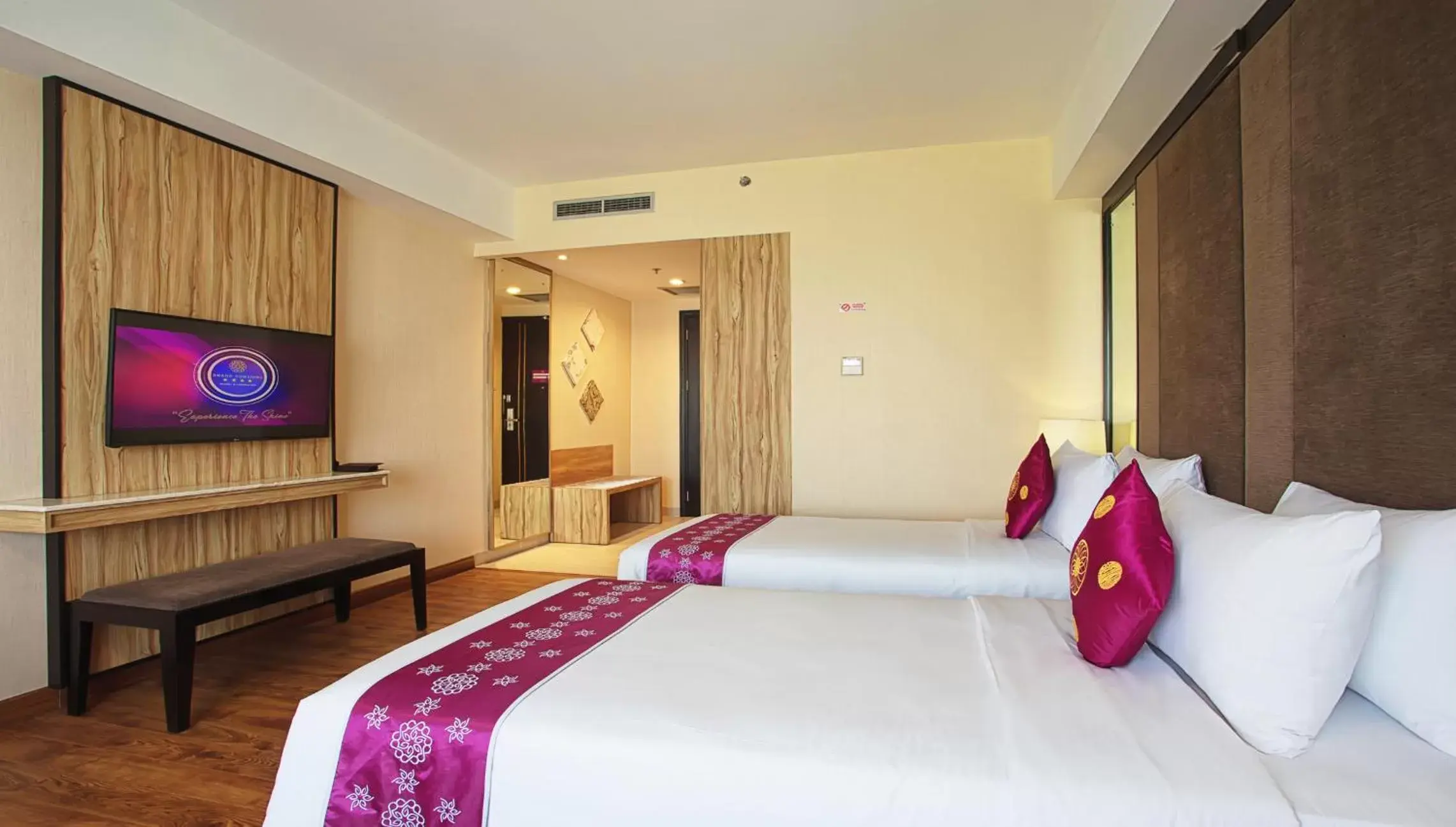 Bedroom, Bed in Grand Sunshine Resort & Convention